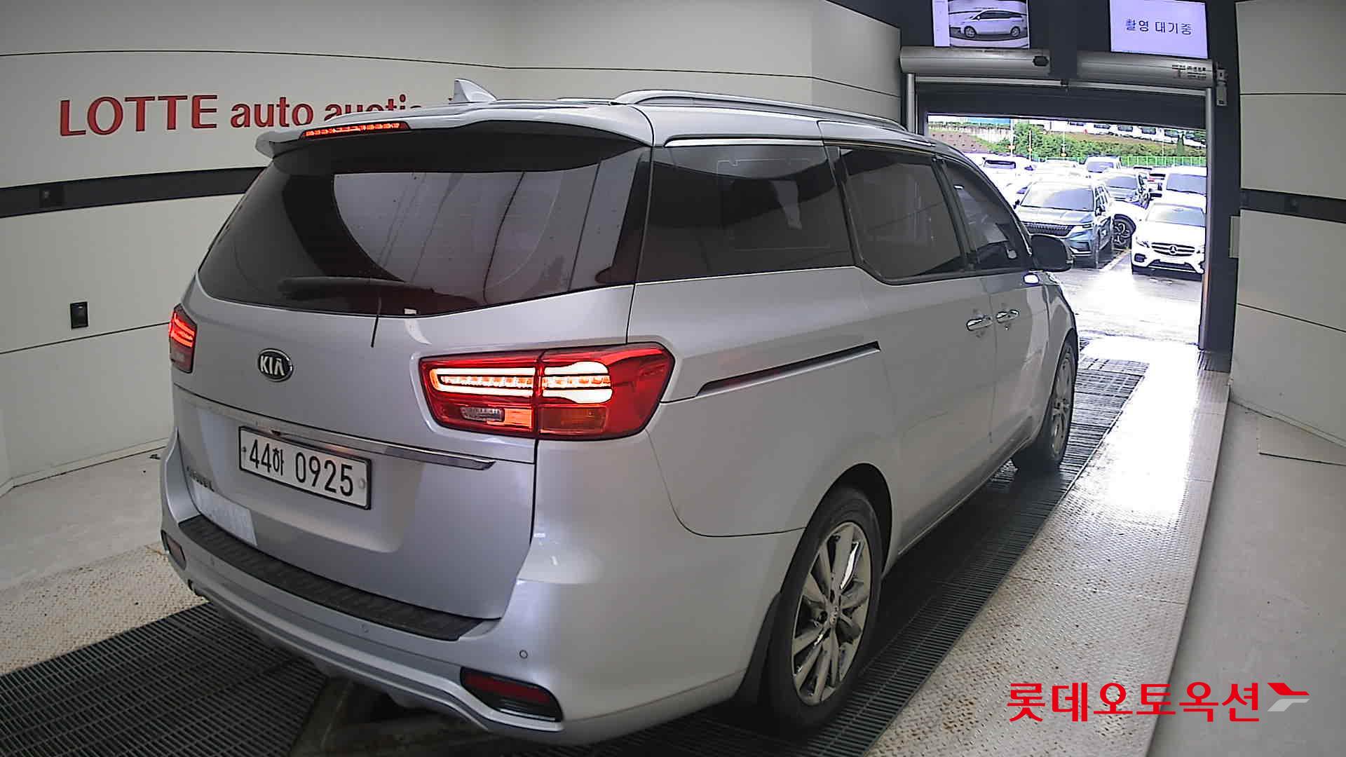 Kia Carnival id 3052550 из Кореи 20