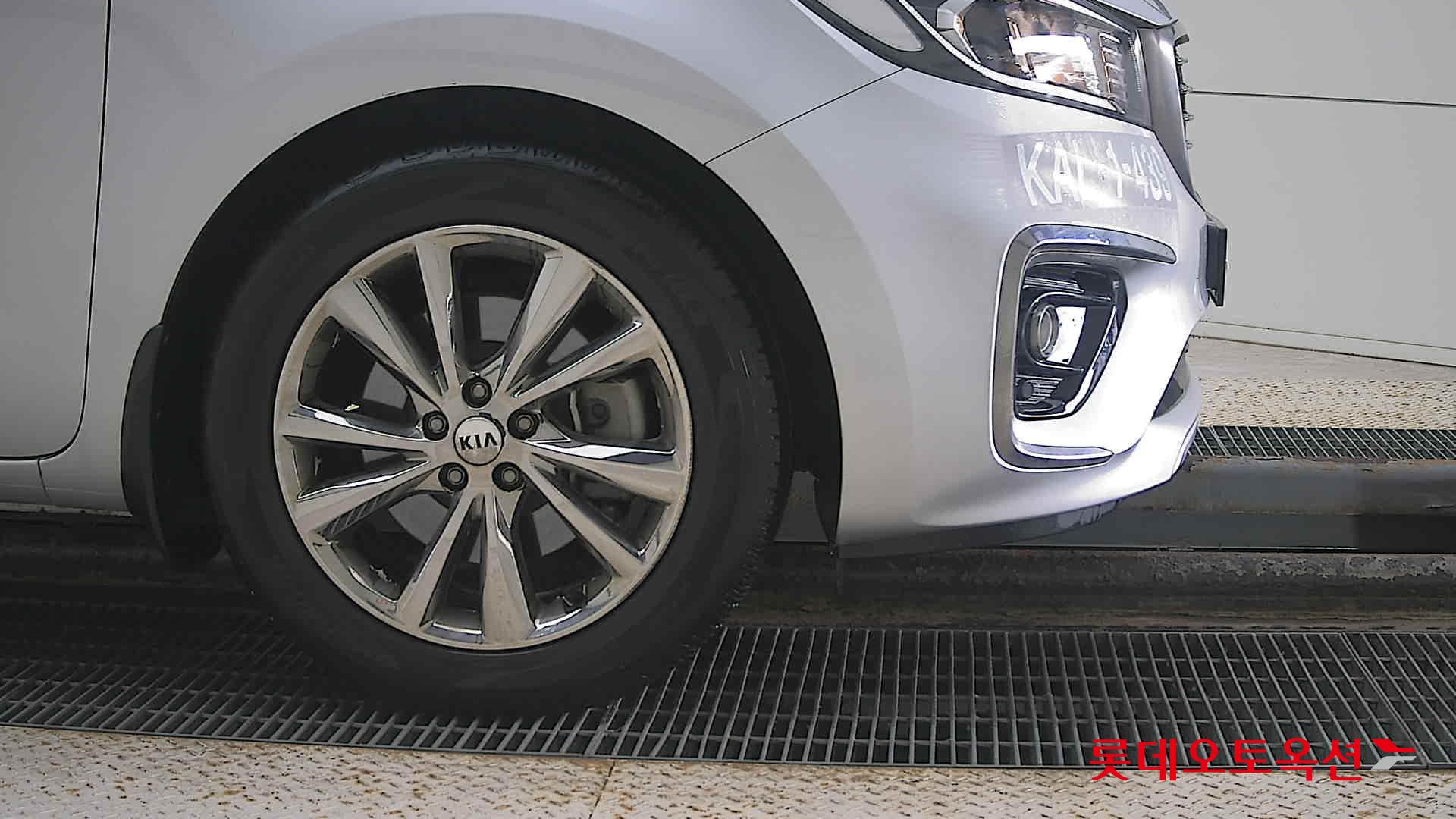 Kia Carnival id 3052550 из Кореи 23