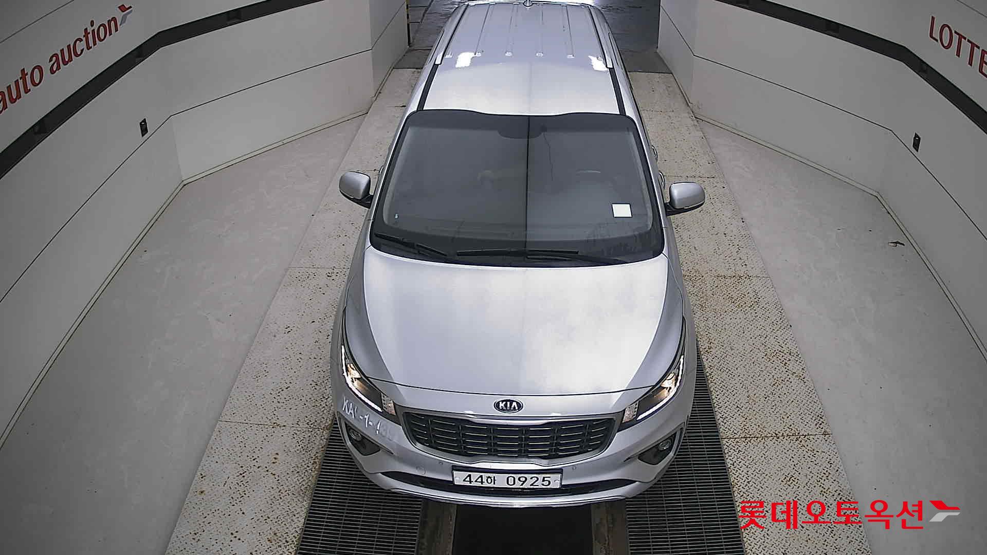 Kia Carnival id 3052550 из Кореи 25