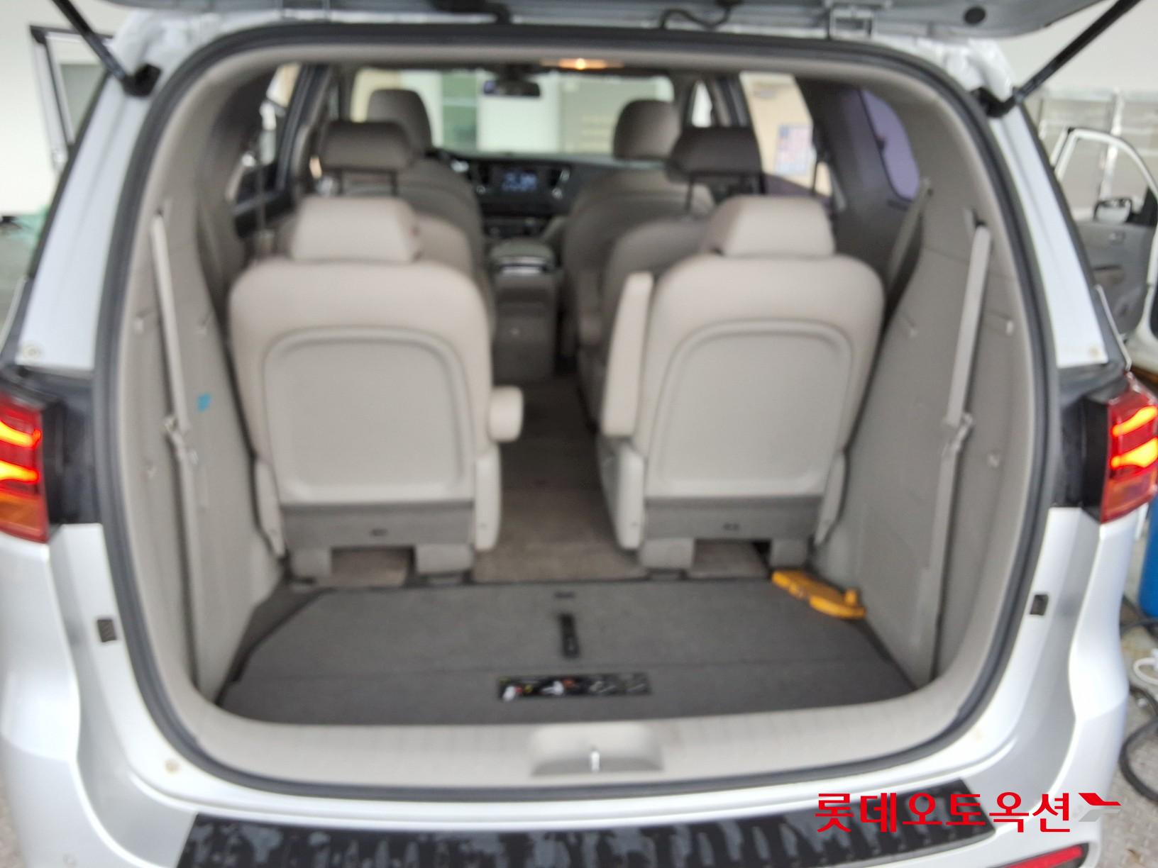 Kia Carnival id 3052550 из Кореи 37