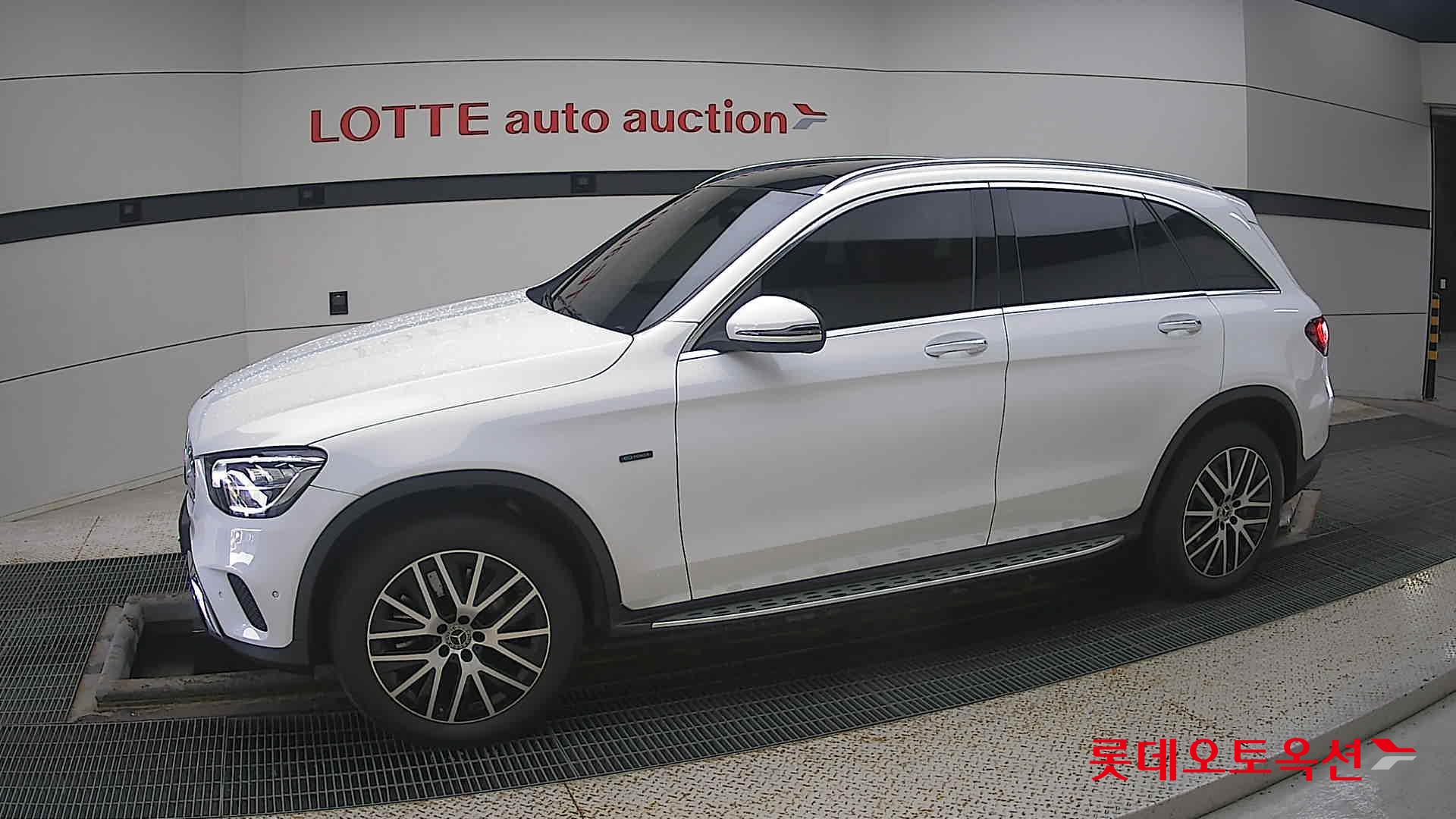 Mercedes-Benz Mercedes-Benz GLC300 e 4MATIC id 3052612 из Кореи 12