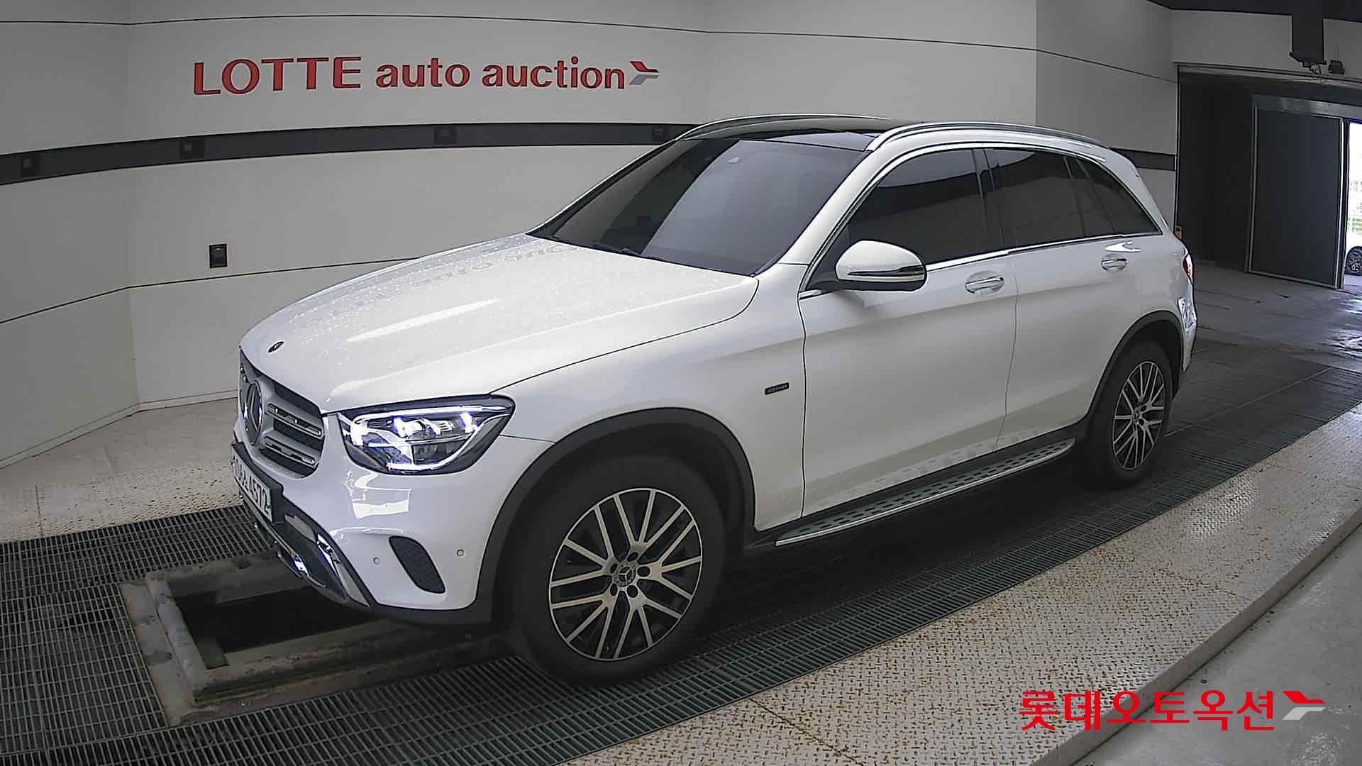 Mercedes-Benz Mercedes-Benz GLC300 e 4MATIC id 3052612 из Кореи 13