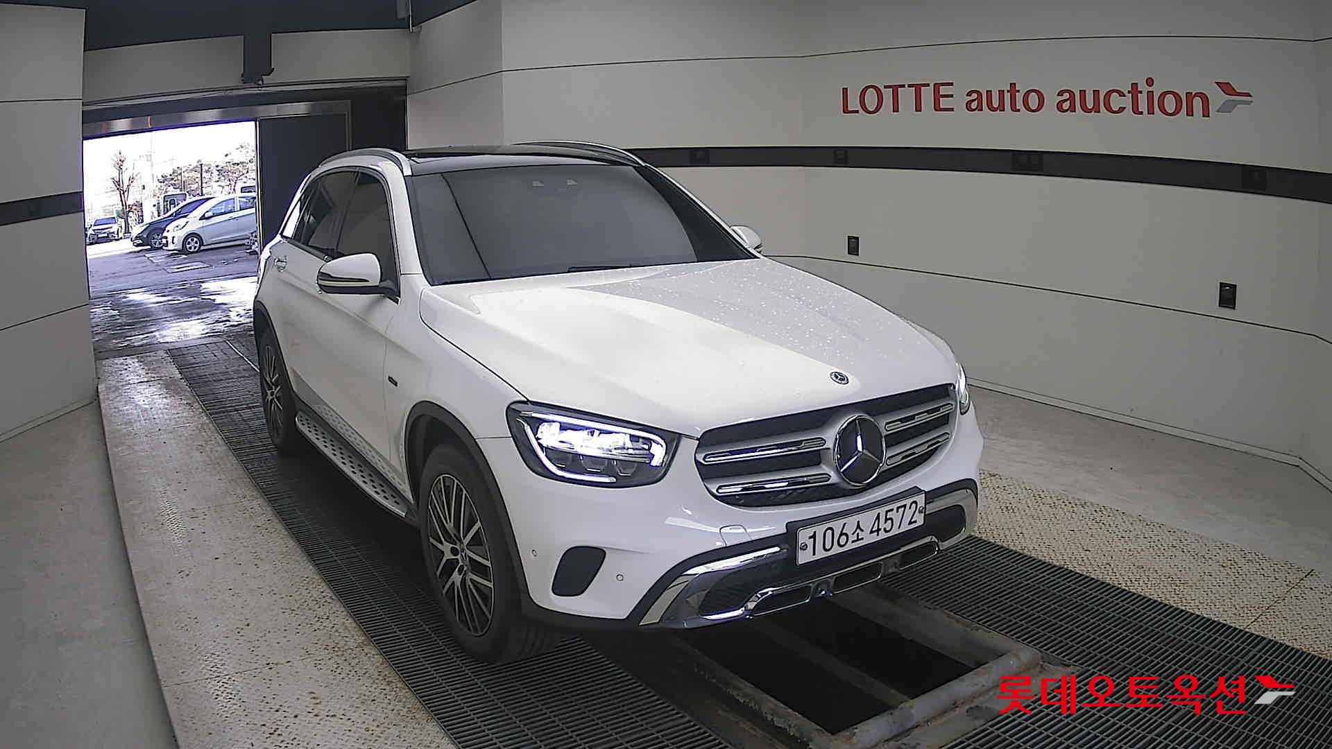 Mercedes-Benz Mercedes-Benz GLC300 e 4MATIC id 3052612 из Кореи 15