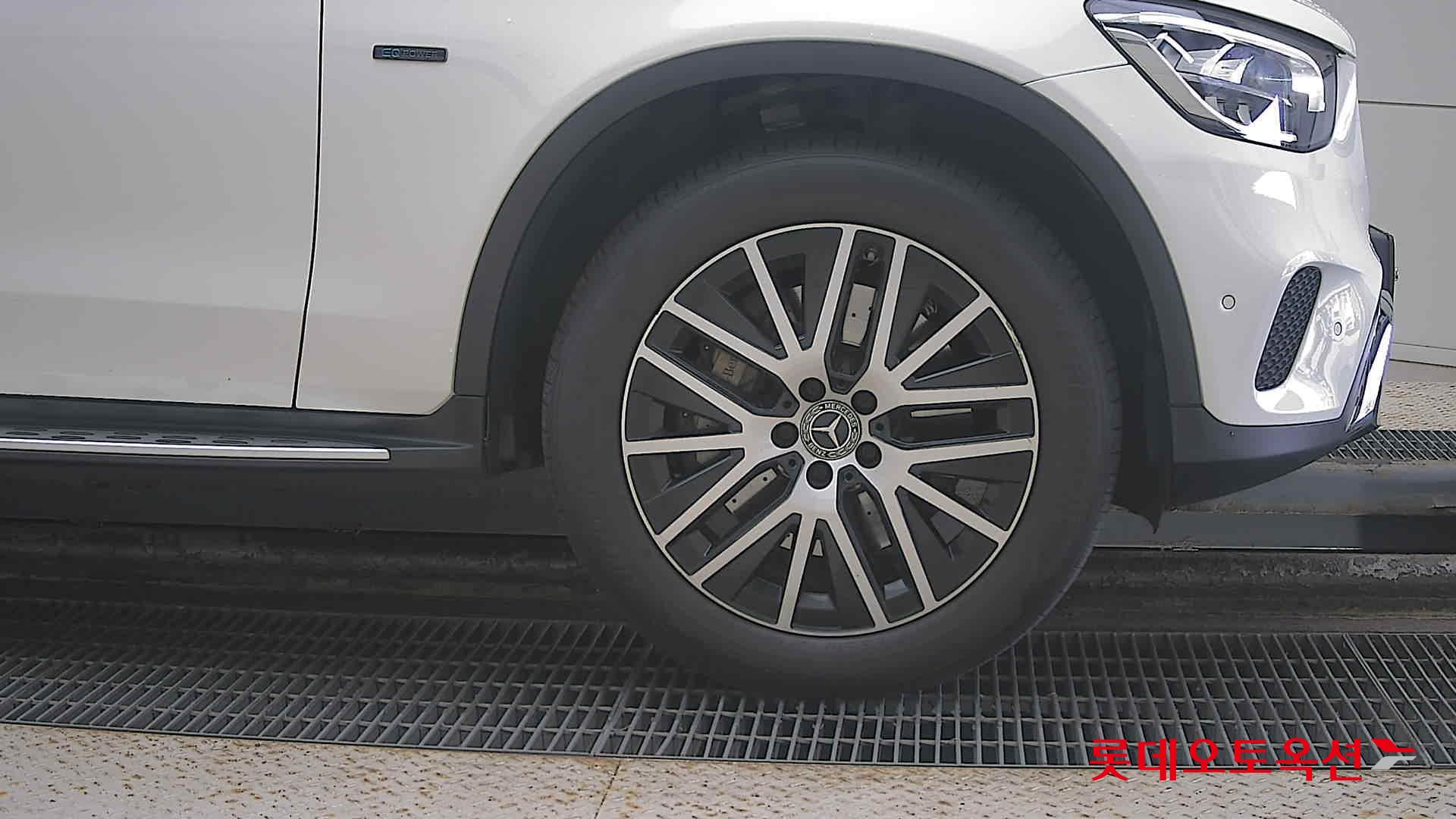 Mercedes-Benz Mercedes-Benz GLC300 e 4MATIC id 3052612 из Кореи 23