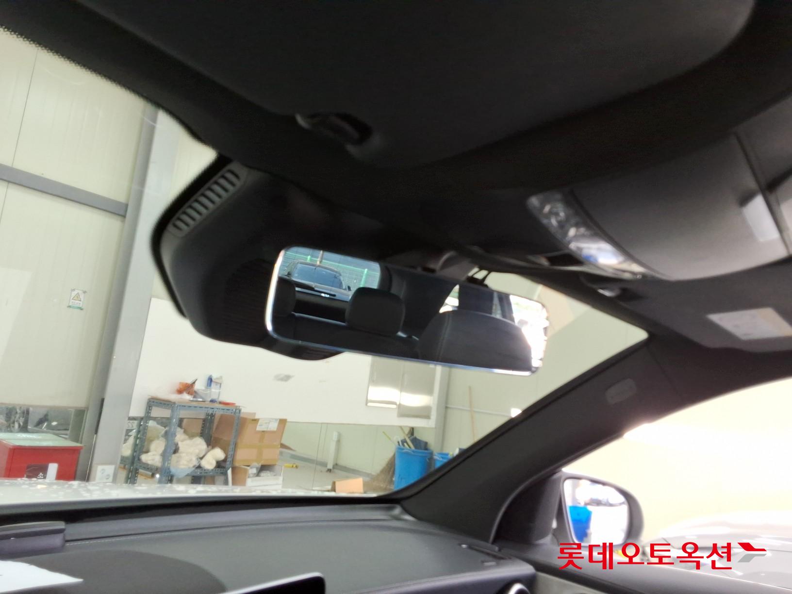 Mercedes-Benz Mercedes-Benz GLC300 e 4MATIC id 3052612 из Кореи 32