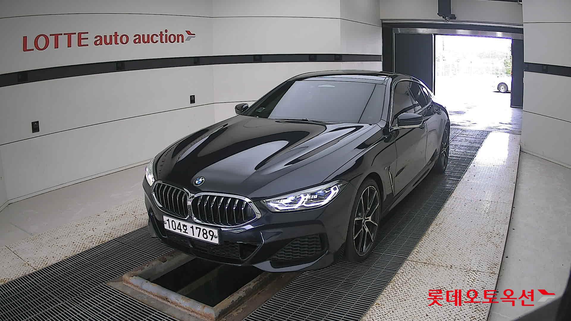 BMW  840i xDrive Gran Coupe M Sport Package 2020 416-CARBON BLACK (BMW) из Кореи