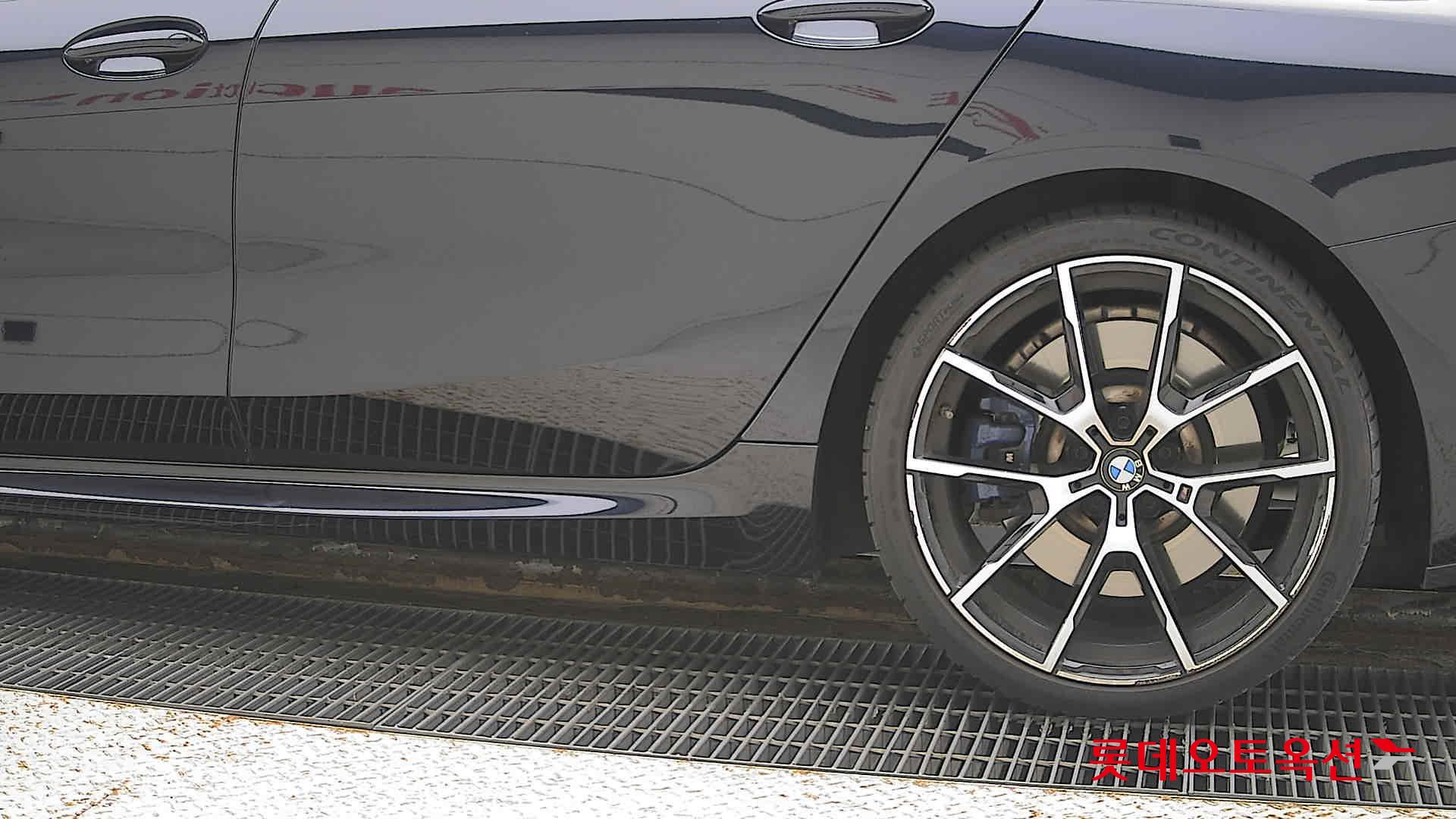 BMW  840i xDrive Gran Coupe M Sport Package id 3052605 из Кореи 22