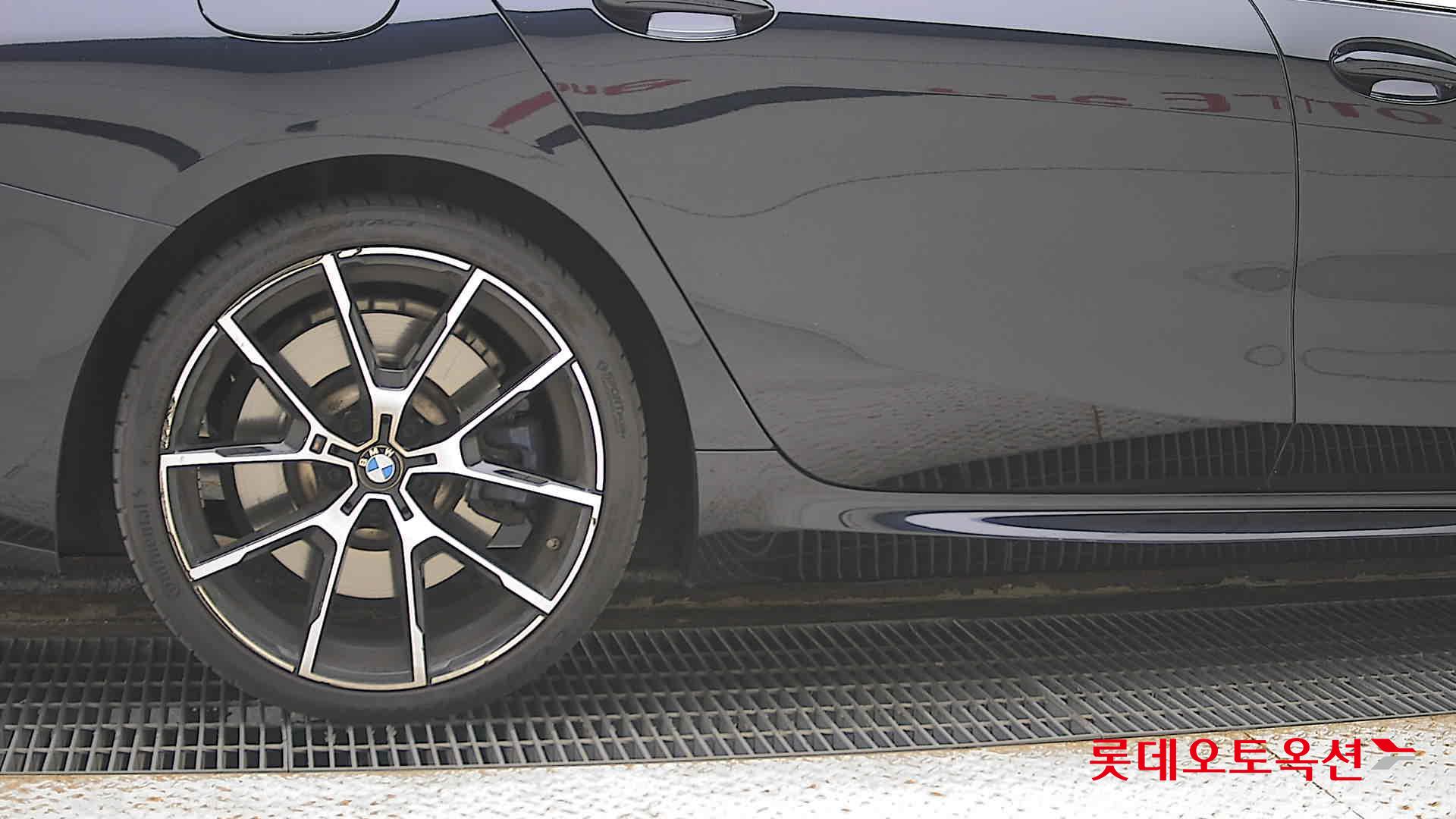 BMW  840i xDrive Gran Coupe M Sport Package id 3052605 из Кореи 24