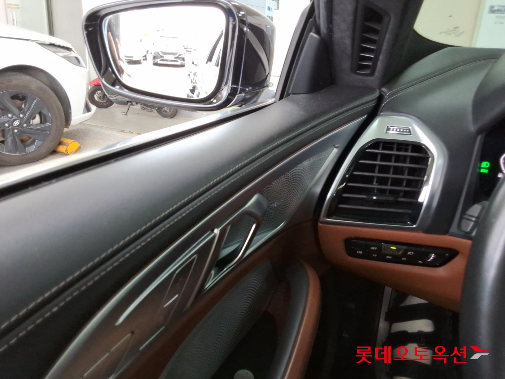 BMW  840i xDrive Gran Coupe M Sport Package id 3052605 из Кореи 28