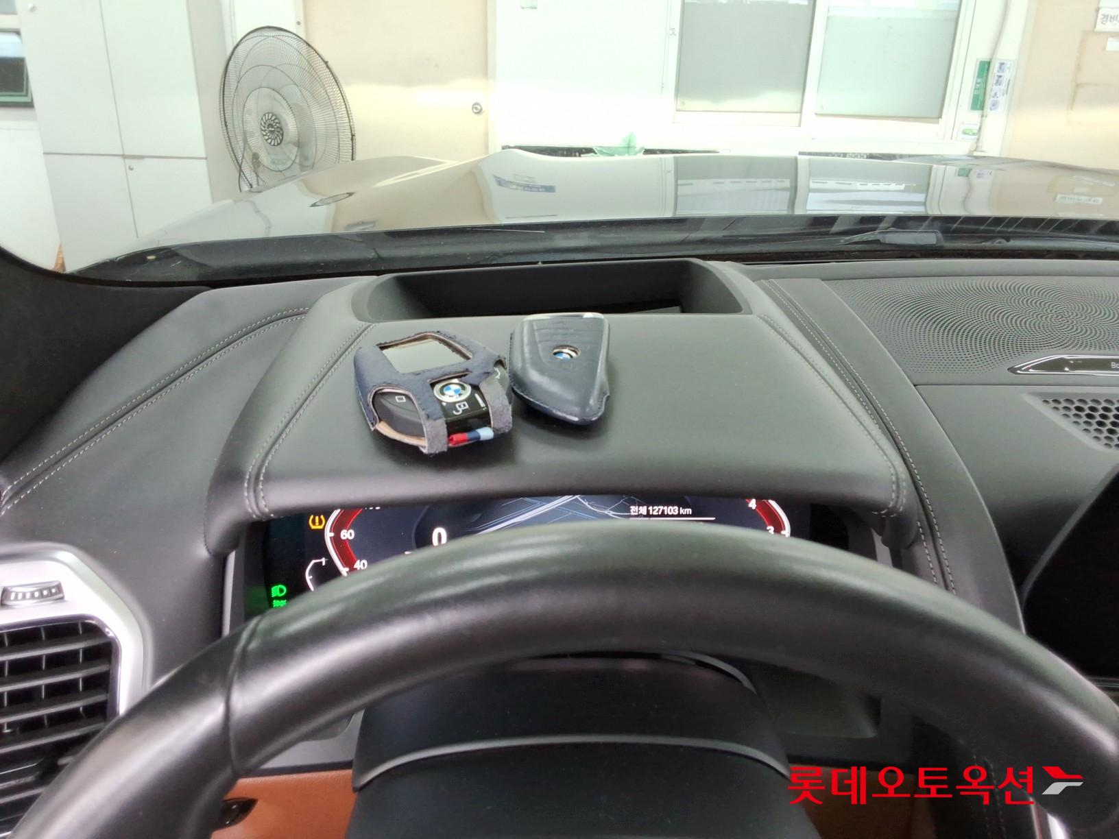 BMW  840i xDrive Gran Coupe M Sport Package id 3052605 из Кореи 33