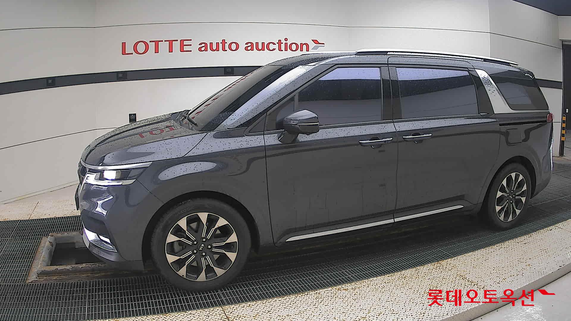 Kia Carnival id 3052549 из Кореи 12