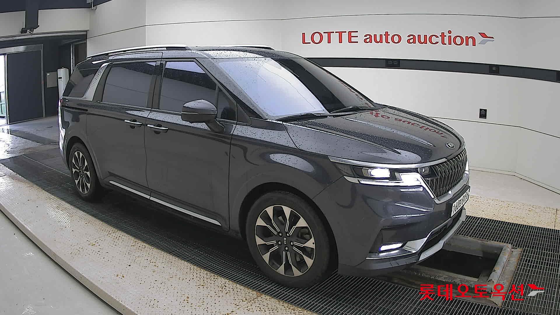 Kia Carnival id 3052549 из Кореи 16