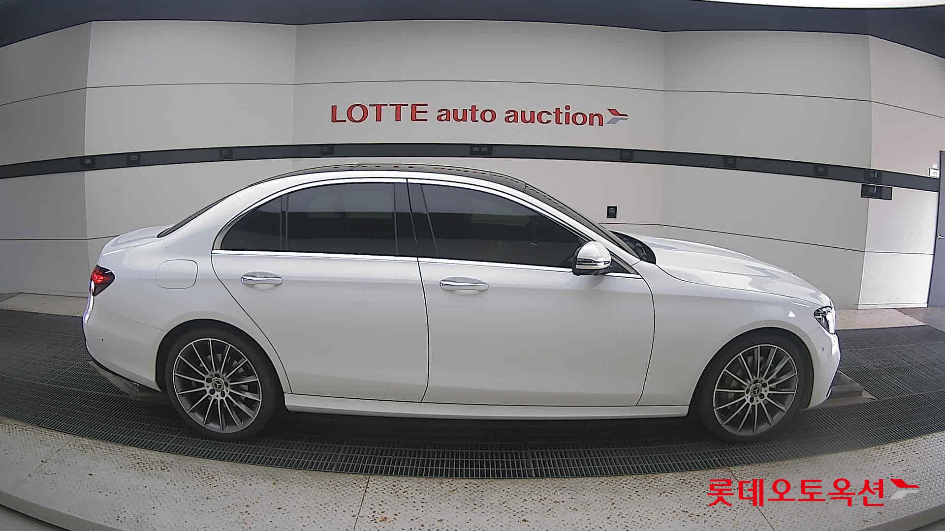 Mercedes-Benz Mercedes-Benz E350 4MATIC 2022 149-POLAR WHITE (BENZ) из Кореи, фото 3