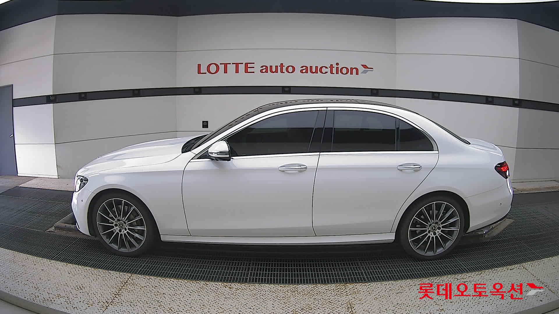 Mercedes-Benz Mercedes-Benz E350 4MATIC id 3052608 из Кореи 7