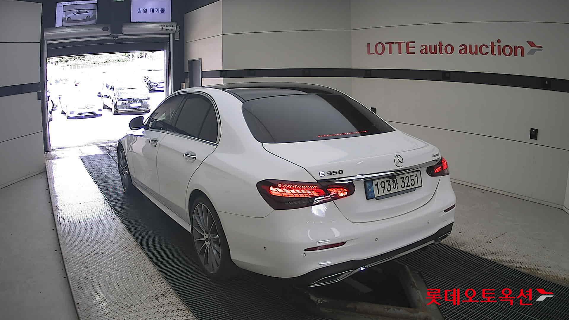 Mercedes-Benz Mercedes-Benz E350 4MATIC id 3052608 из Кореи 9