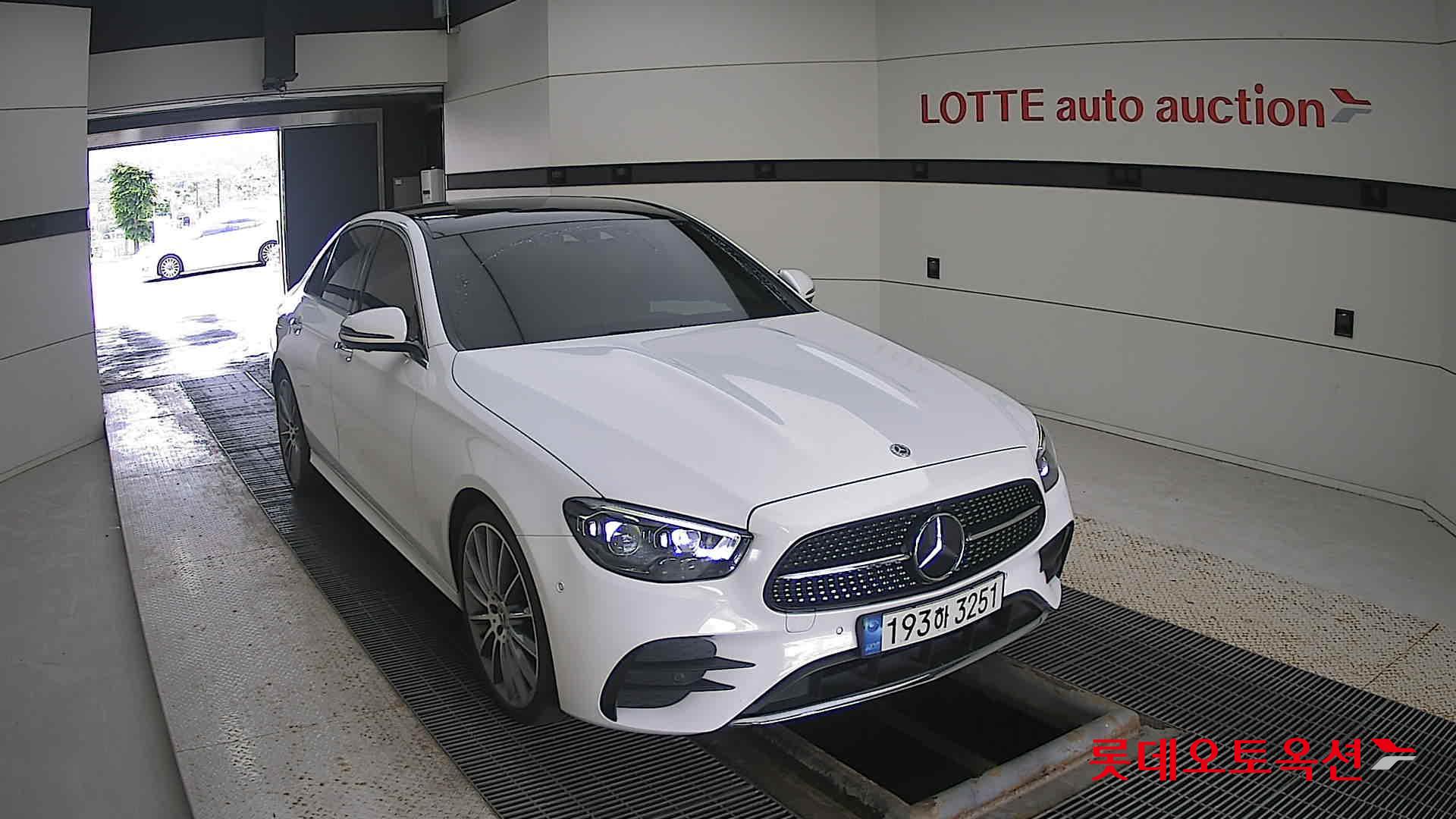 Mercedes-Benz Mercedes-Benz E350 4MATIC id 3052608 из Кореи 15