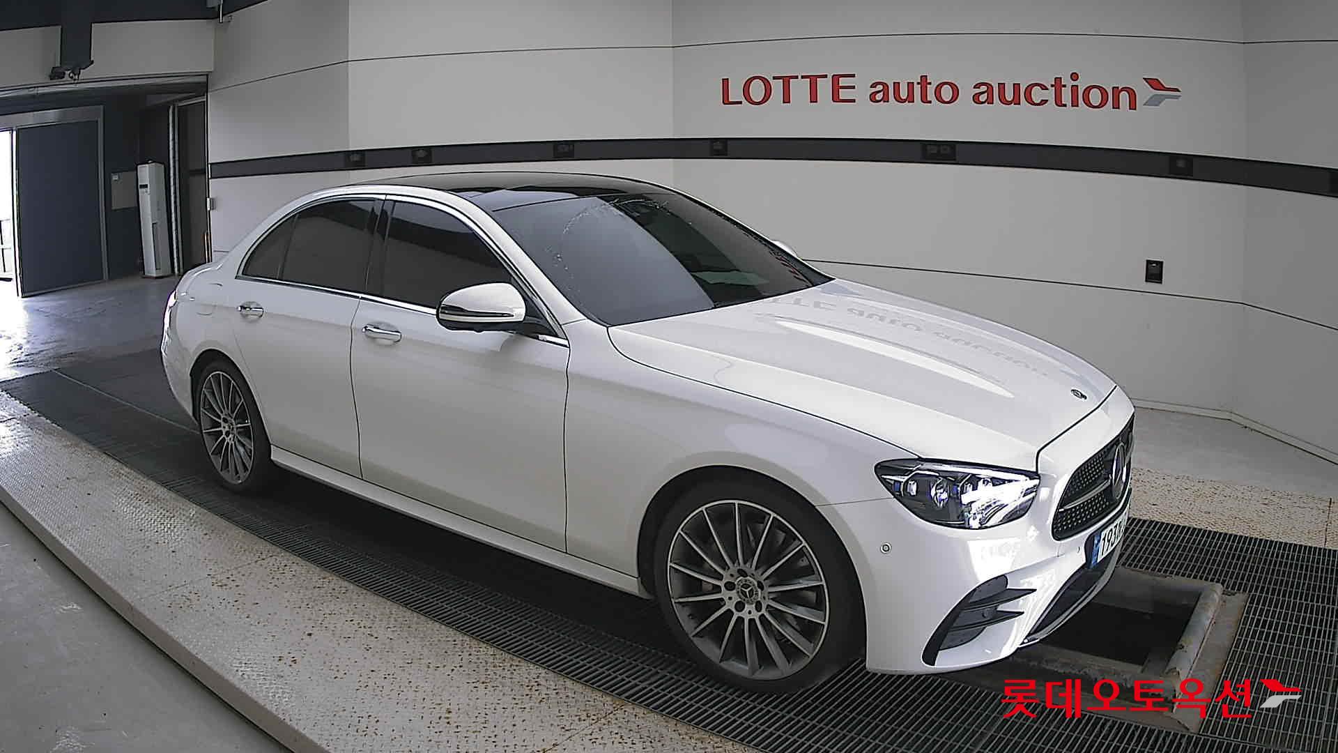 Mercedes-Benz Mercedes-Benz E350 4MATIC id 3052608 из Кореи 16