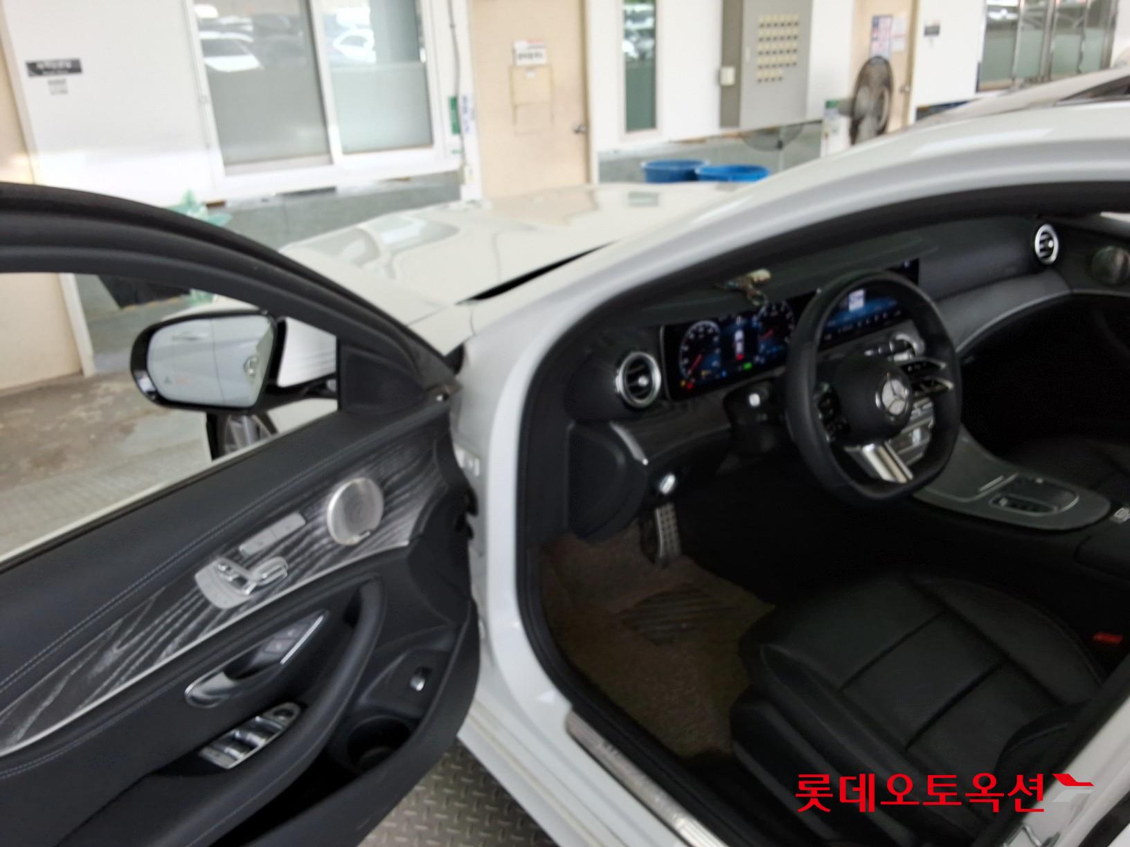 Mercedes-Benz Mercedes-Benz E350 4MATIC id 3052608 из Кореи 35