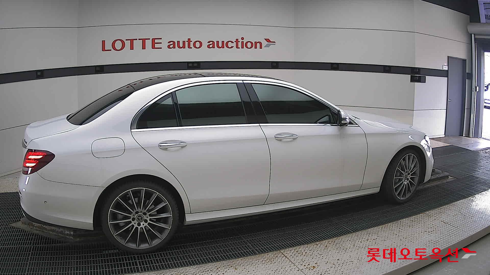 Mercedes-Benz Benz E350 4Matic id 3052609 из Кореи 18