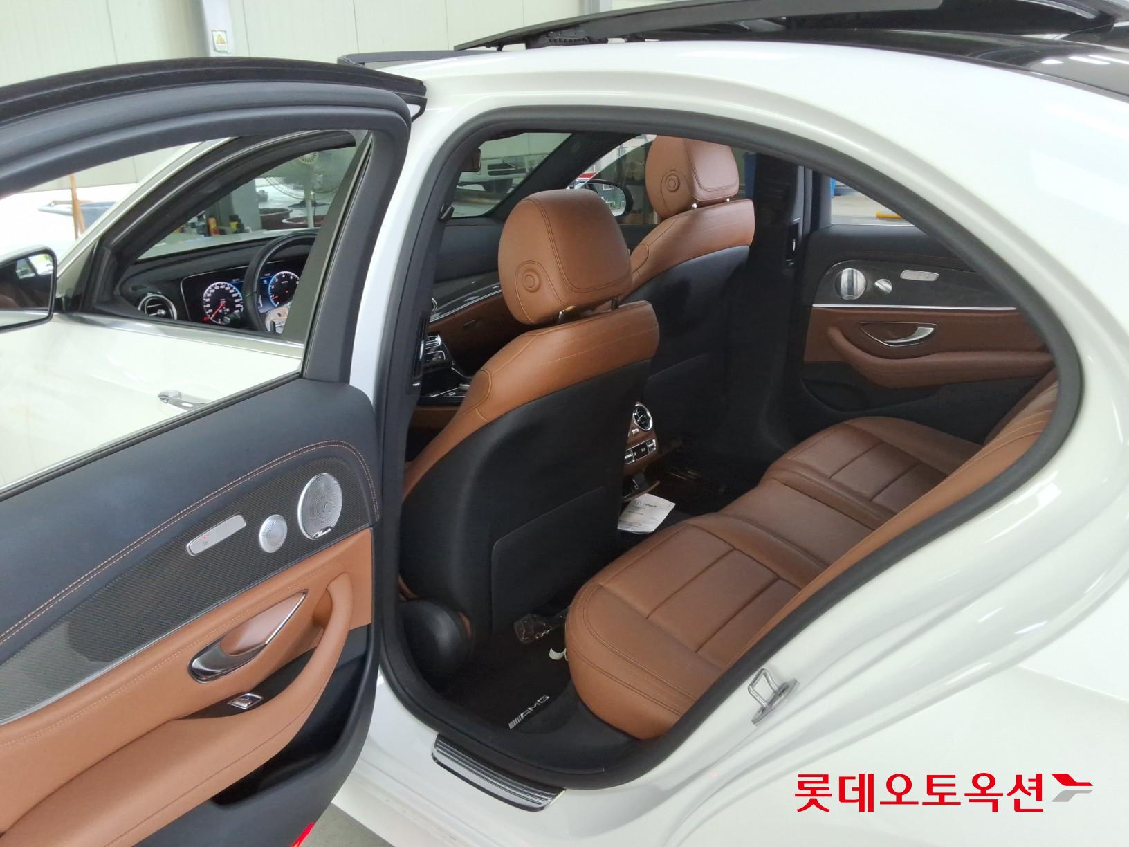 Mercedes-Benz Benz E350 4Matic id 3052609 из Кореи 36