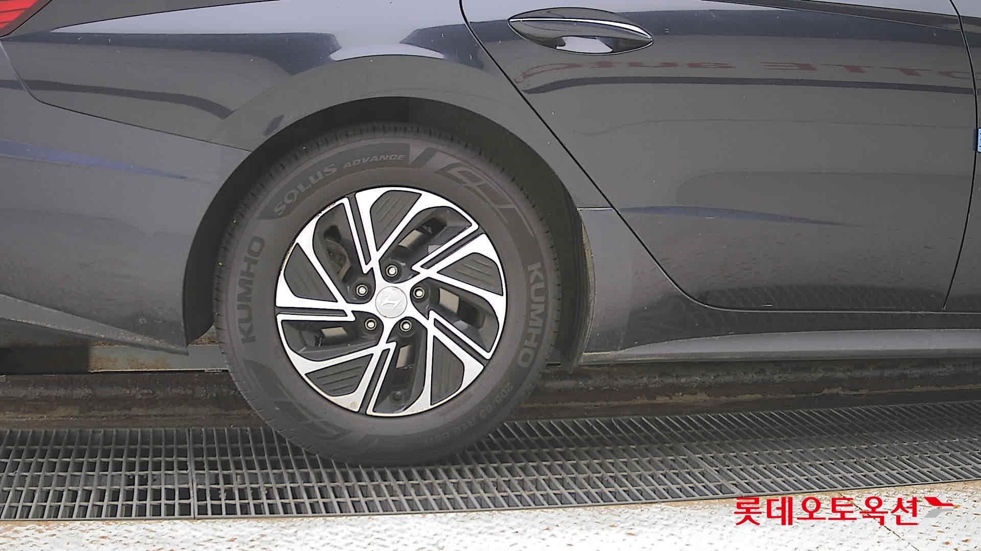 Hyundai Sonata Hybrid id 3052542 из Кореи 24