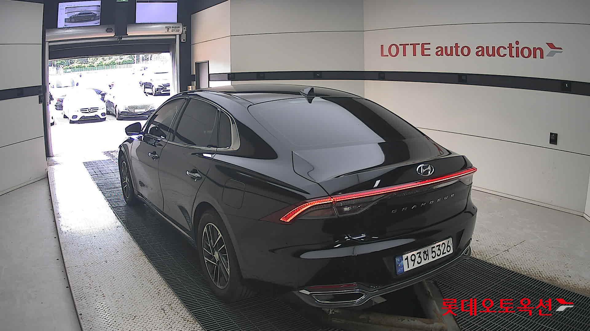 Hyundai Grandeur id 3062739 из Кореи 9