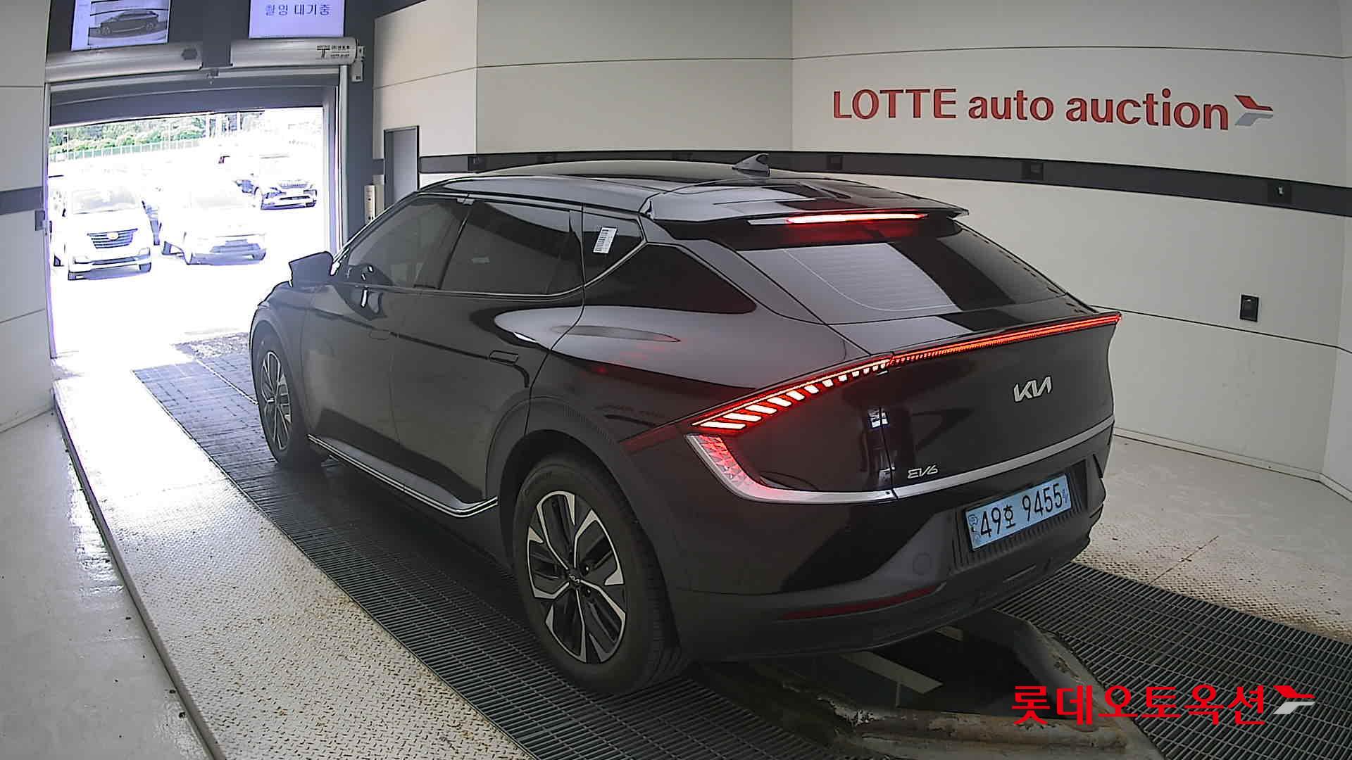 Kia EV6 2022 Aurora Black Pearl из Кореи, фото 6