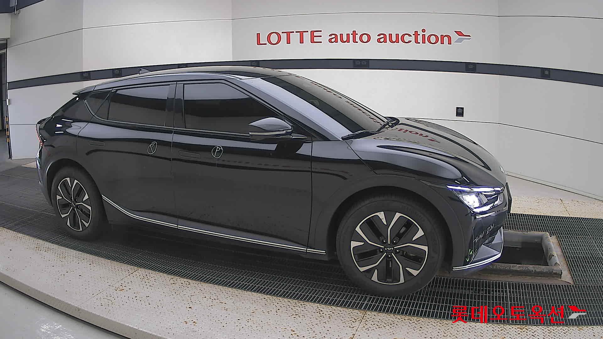 Kia EV6 id 3097977 из Кореи 17