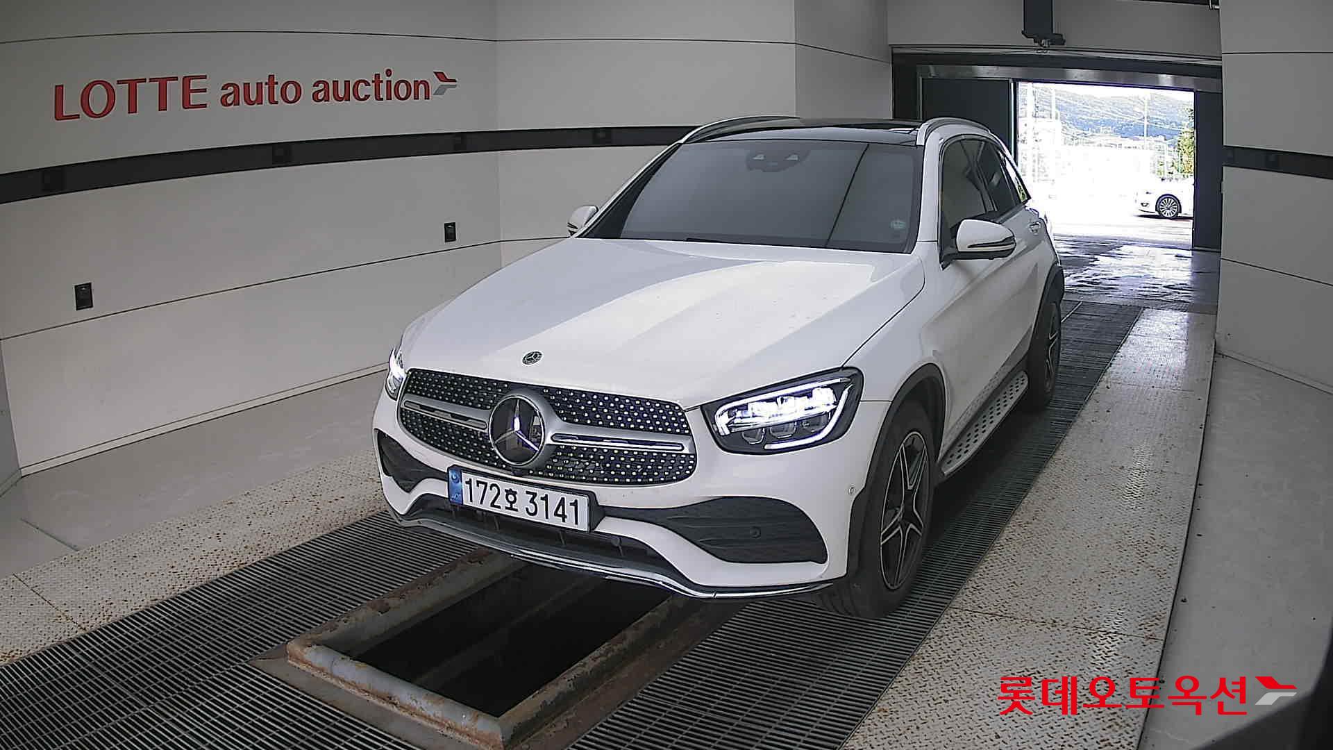 Mercedes-Benz Mercedes-Benz GLC300 4MATIC 2022 149-POLAR WHITE (BENZ) из Кореи