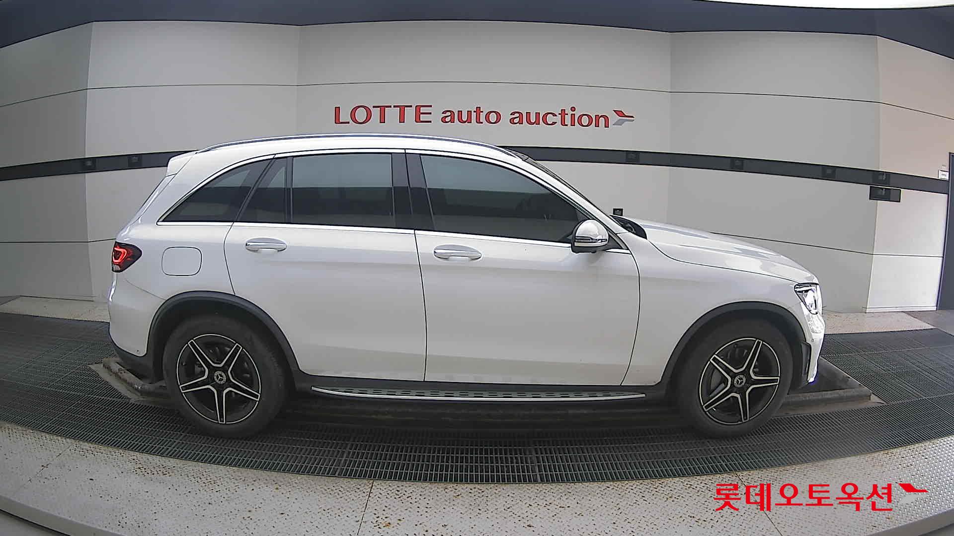 Mercedes-Benz Mercedes-Benz GLC300 4MATIC 2022 149-POLAR WHITE (BENZ) из Кореи, фото 3