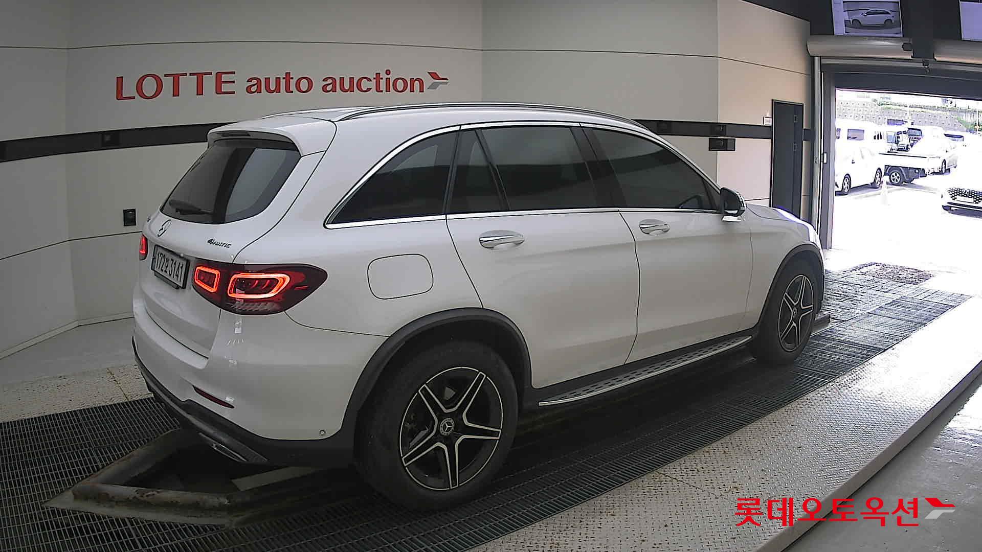 Mercedes-Benz Mercedes-Benz GLC300 4MATIC id 3062822 из Кореи 19
