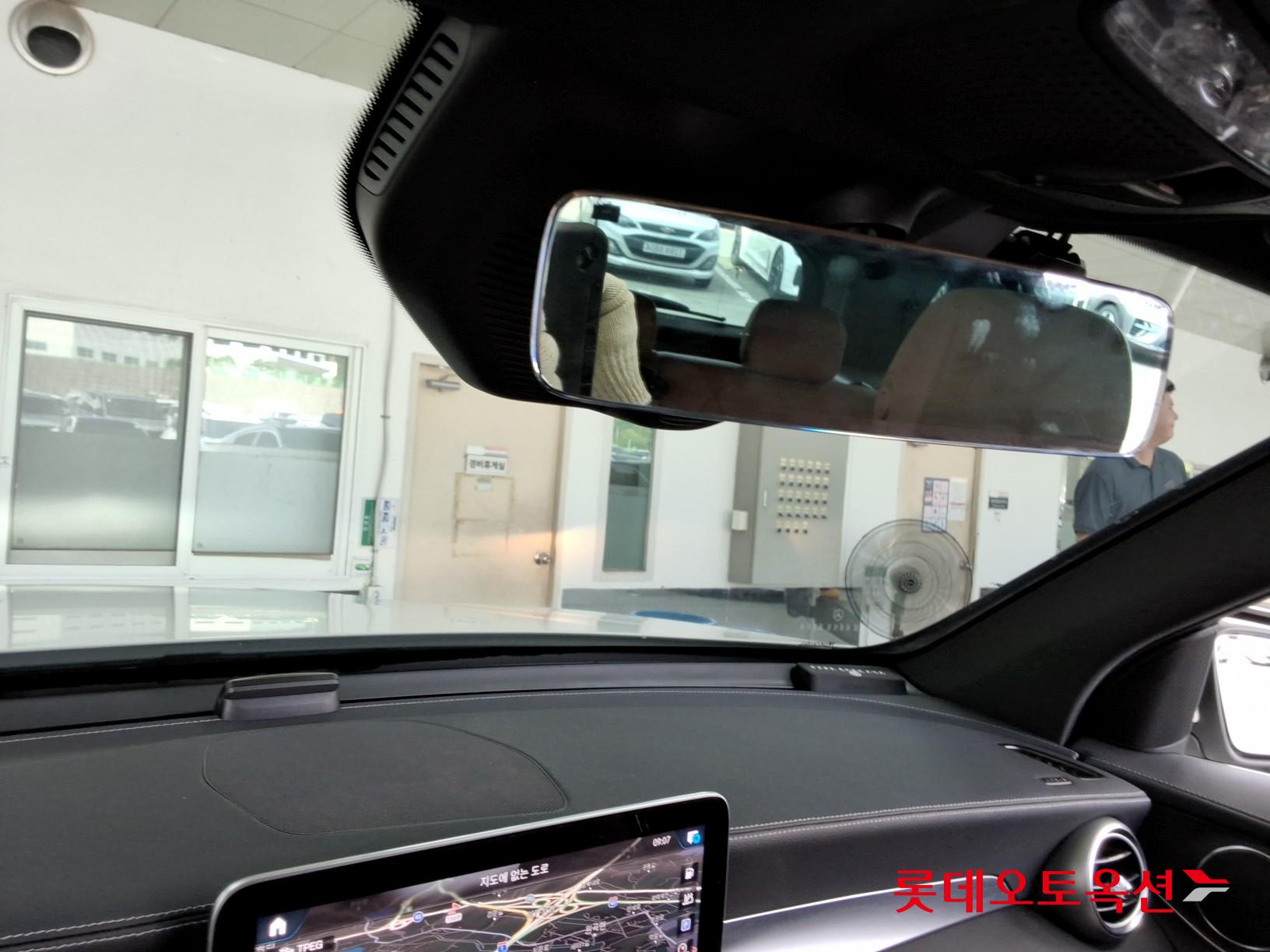 Mercedes-Benz Mercedes-Benz GLC300 4MATIC id 3062822 из Кореи 32