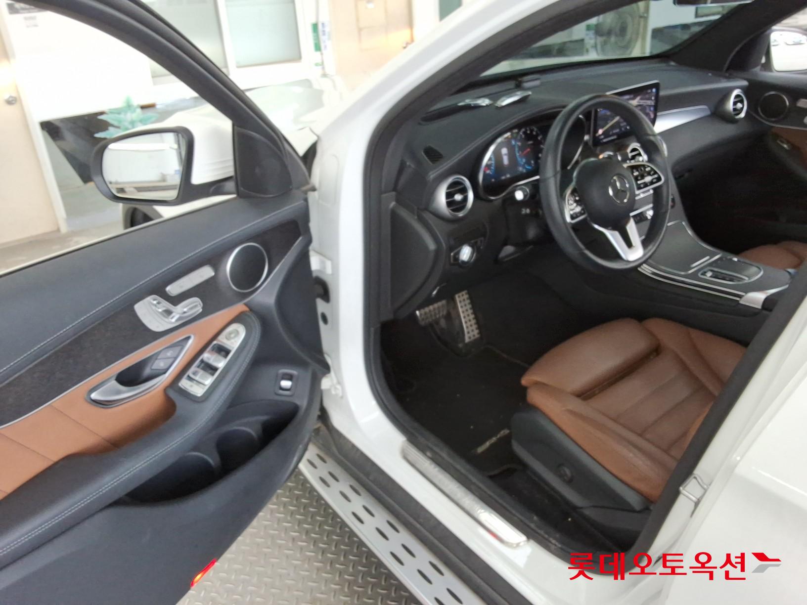 Mercedes-Benz Mercedes-Benz GLC300 4MATIC id 3062822 из Кореи 35