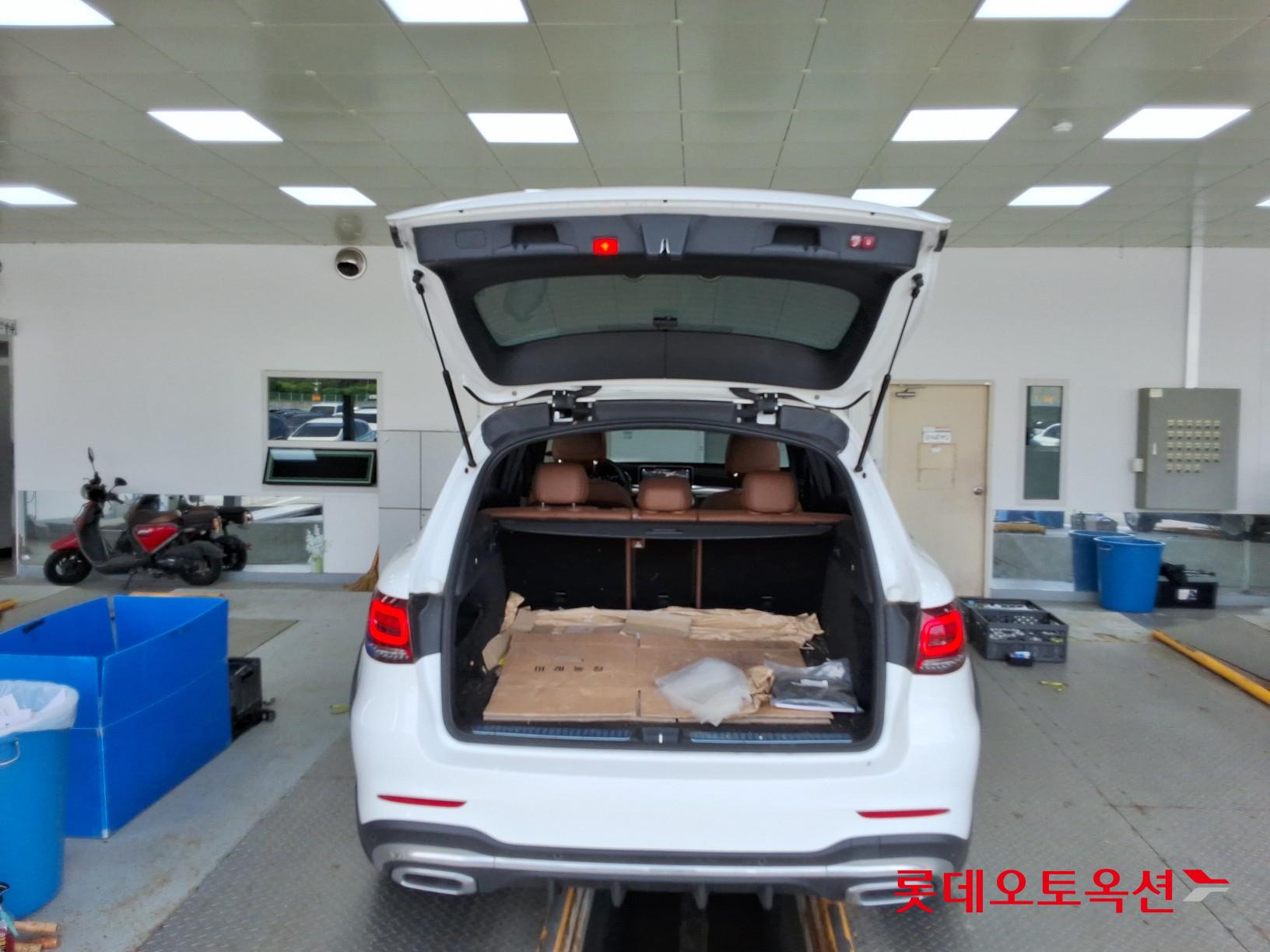 Mercedes-Benz Mercedes-Benz GLC300 4MATIC id 3062822 из Кореи 37