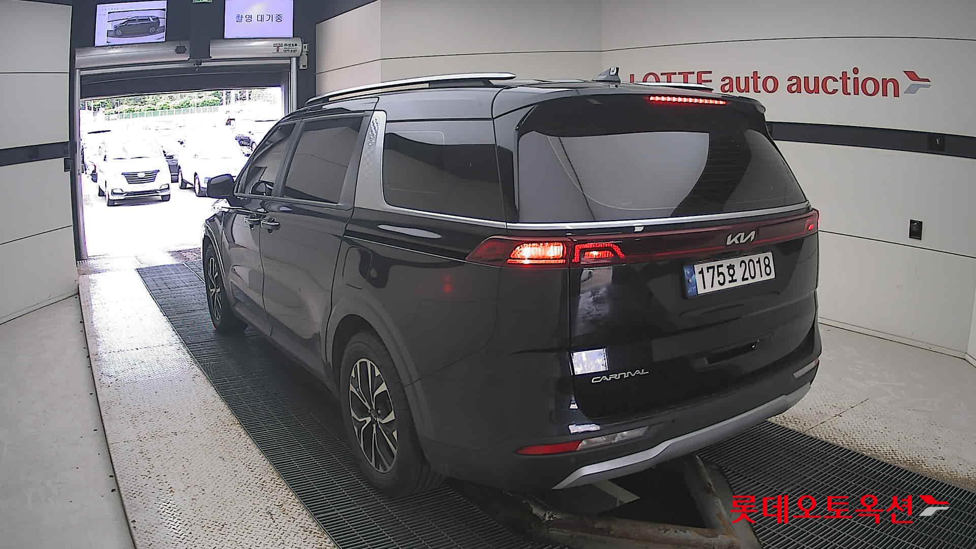 Kia Carnival id 3097970 из Кореи 9