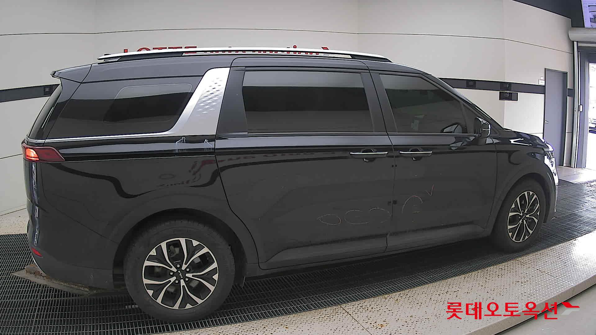 Kia Carnival id 3097970 из Кореи 18