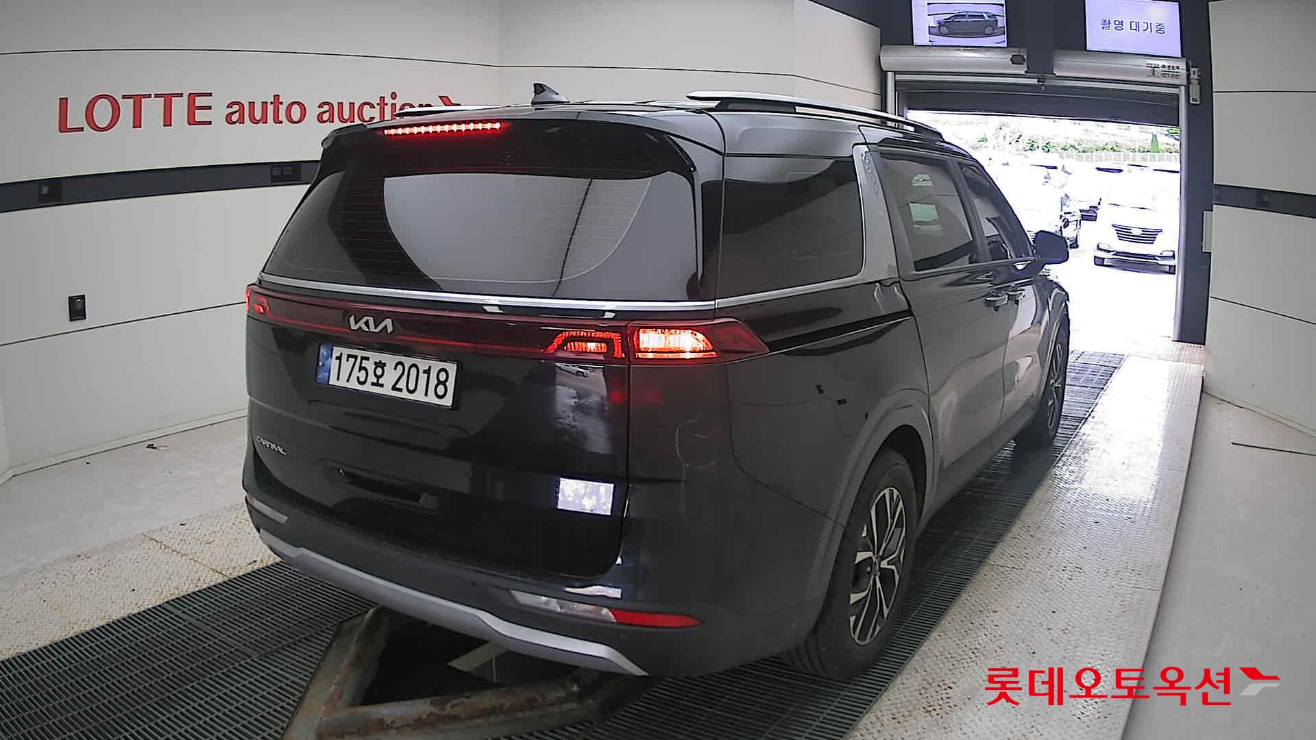 Kia Carnival id 3097970 из Кореи 20