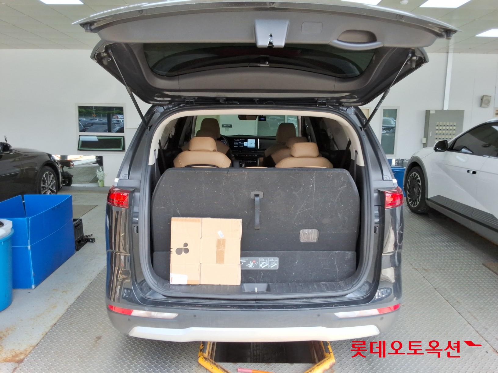 Kia Carnival id 3097970 из Кореи 37