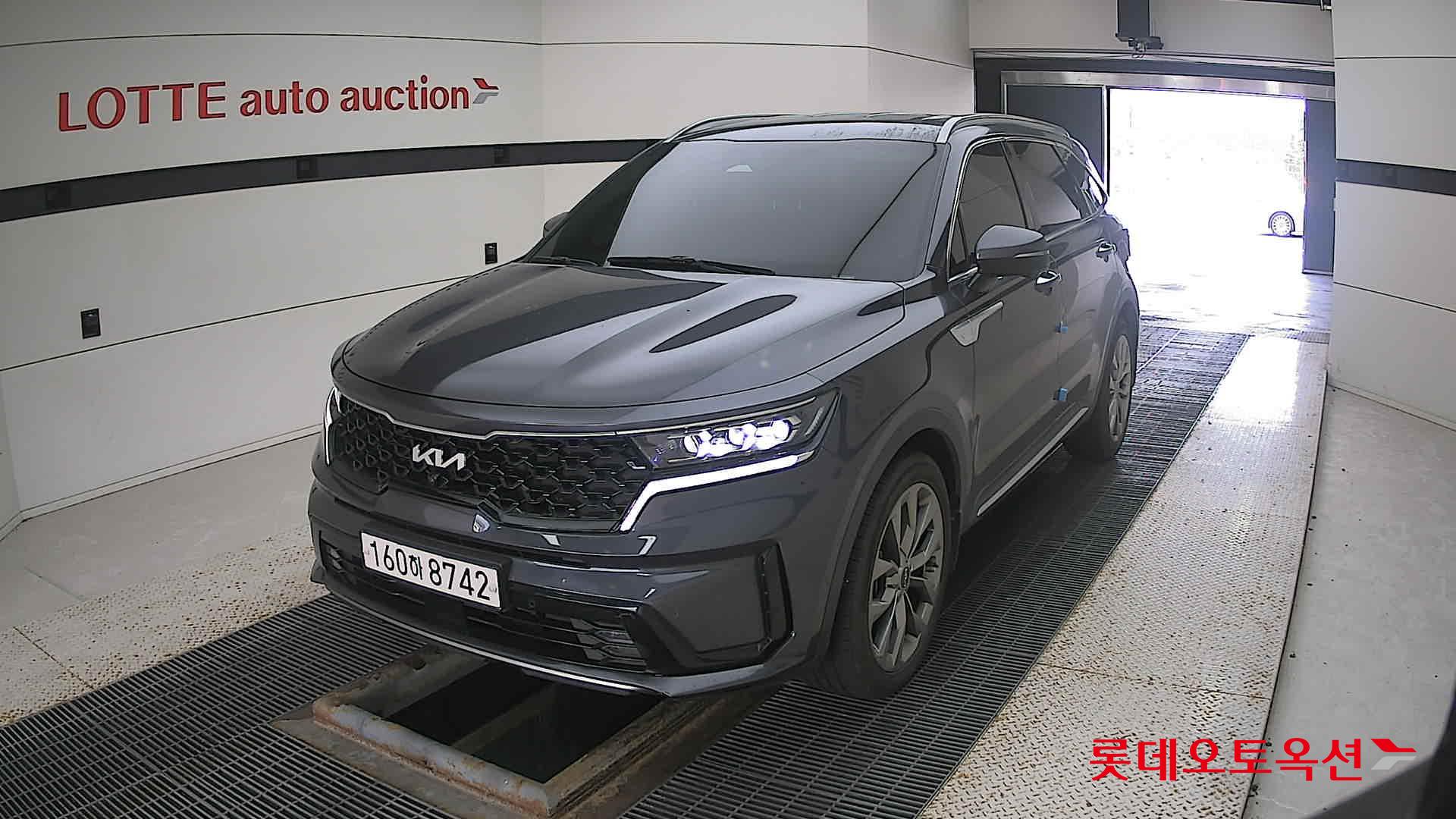 Kia Sorento 2022 Platinium Graphite из Кореи