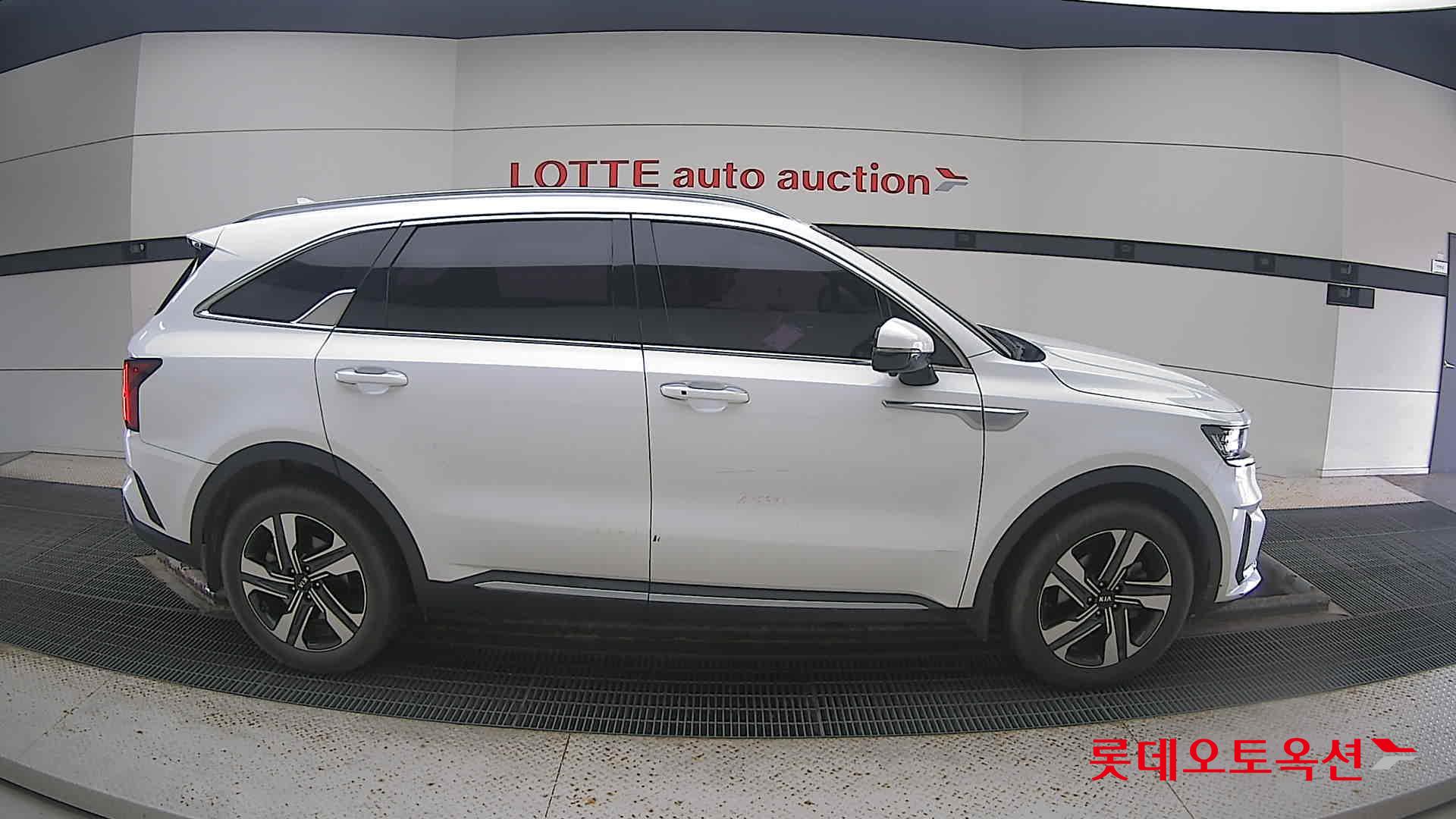 Kia Sorento Hybrid 2021 Snow White Pearl (optional) из Кореи, фото 3