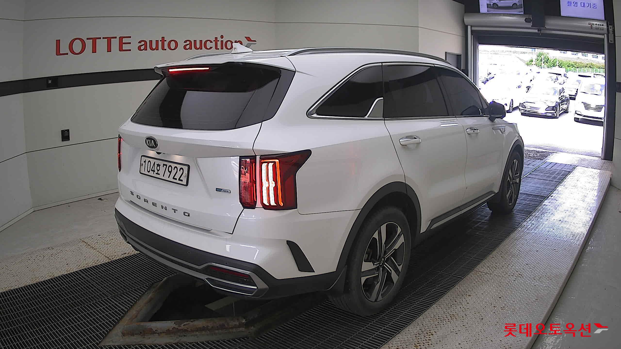 Kia Sorento Hybrid 2021 Snow White Pearl (optional) из Кореи, фото 4
