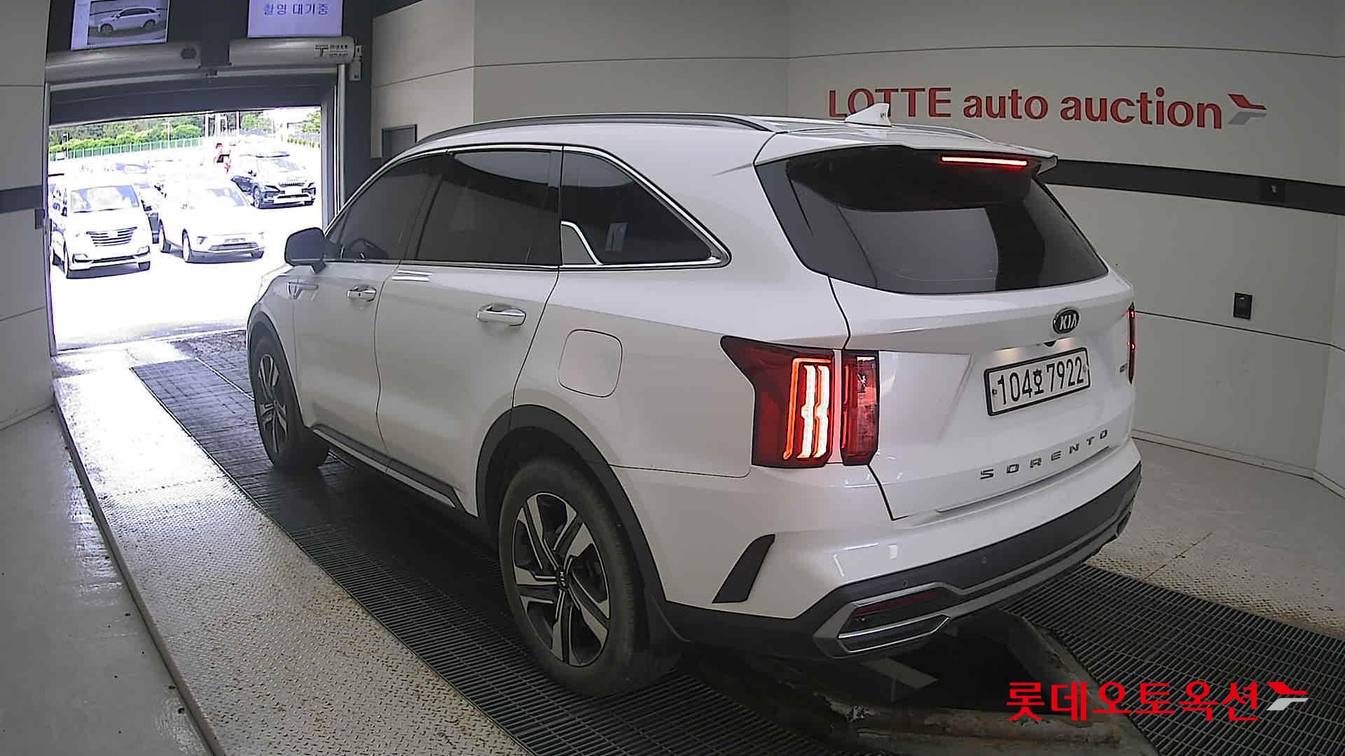 Kia Sorento Hybrid 2021 Snow White Pearl (optional) из Кореи, фото 6