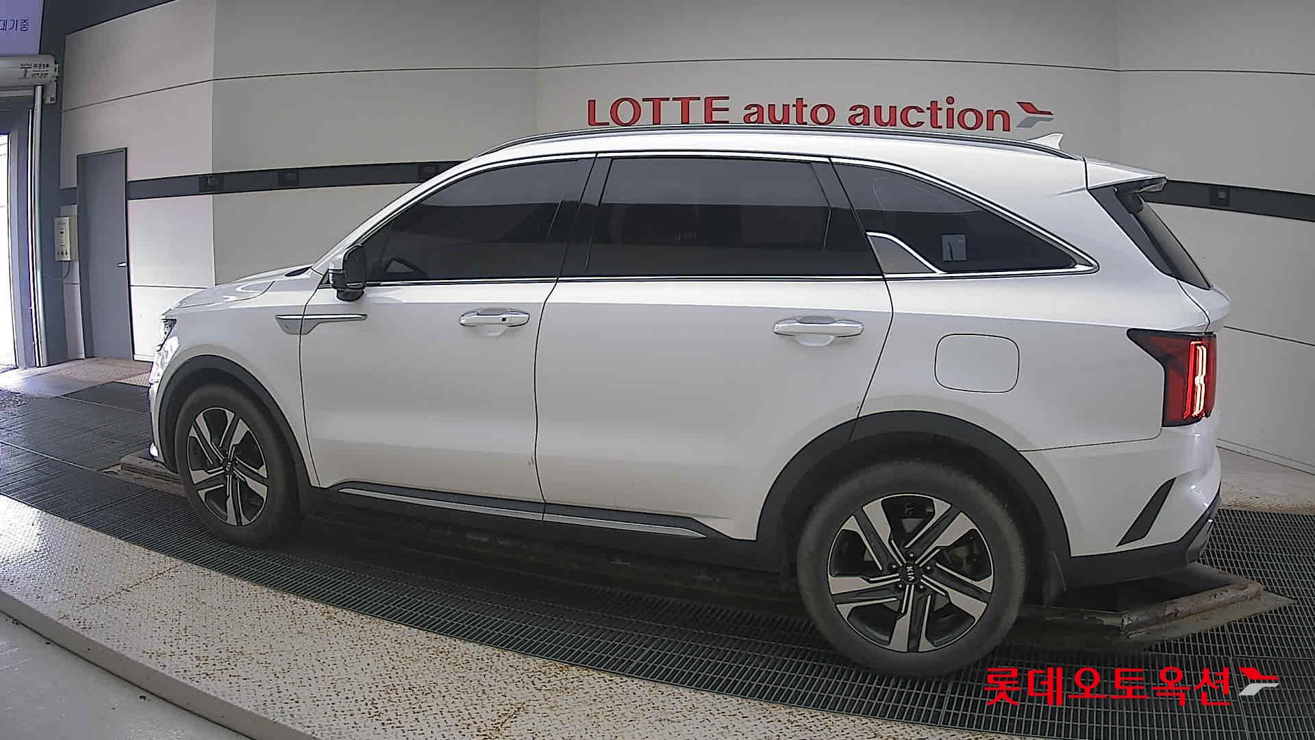 Kia Sorento Hybrid id 3097987 из Кореи 11