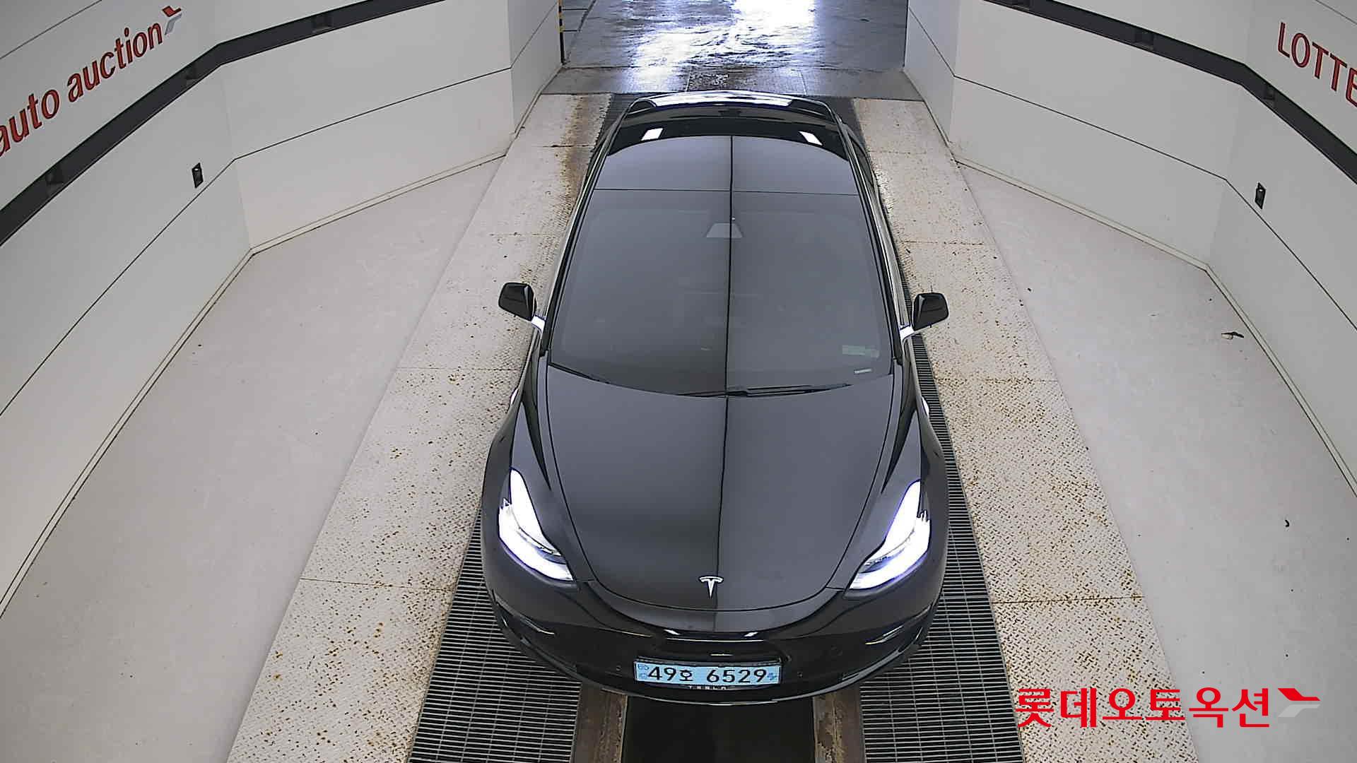 تسلا MODEL 3