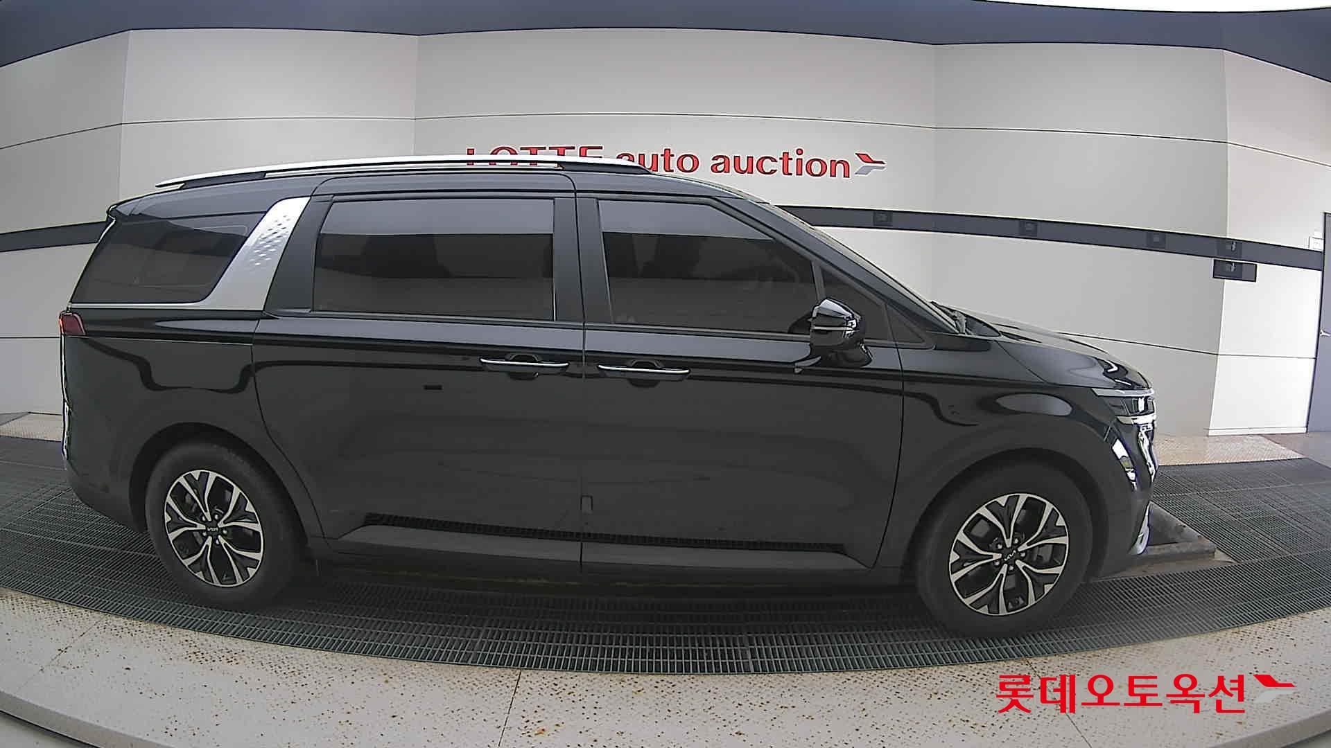 Kia Carnival 2022 Aurora Black Pearl из Кореи, фото 3