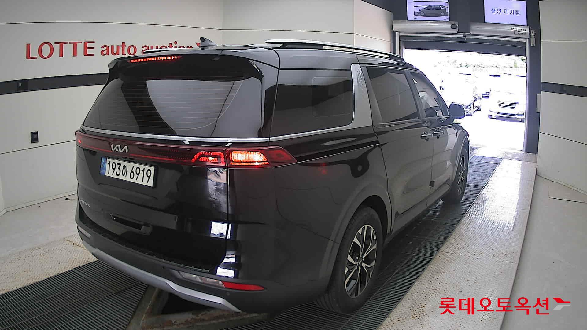 Kia Carnival id 3097980 из Кореи 20