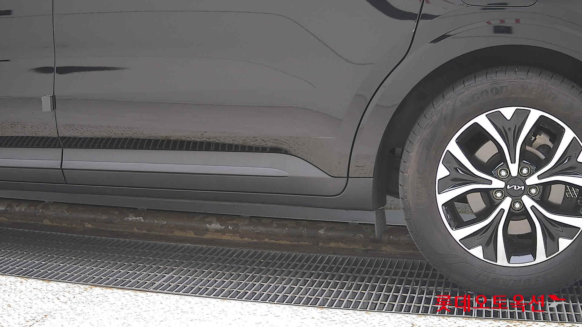 Kia Carnival id 3097980 из Кореи 22