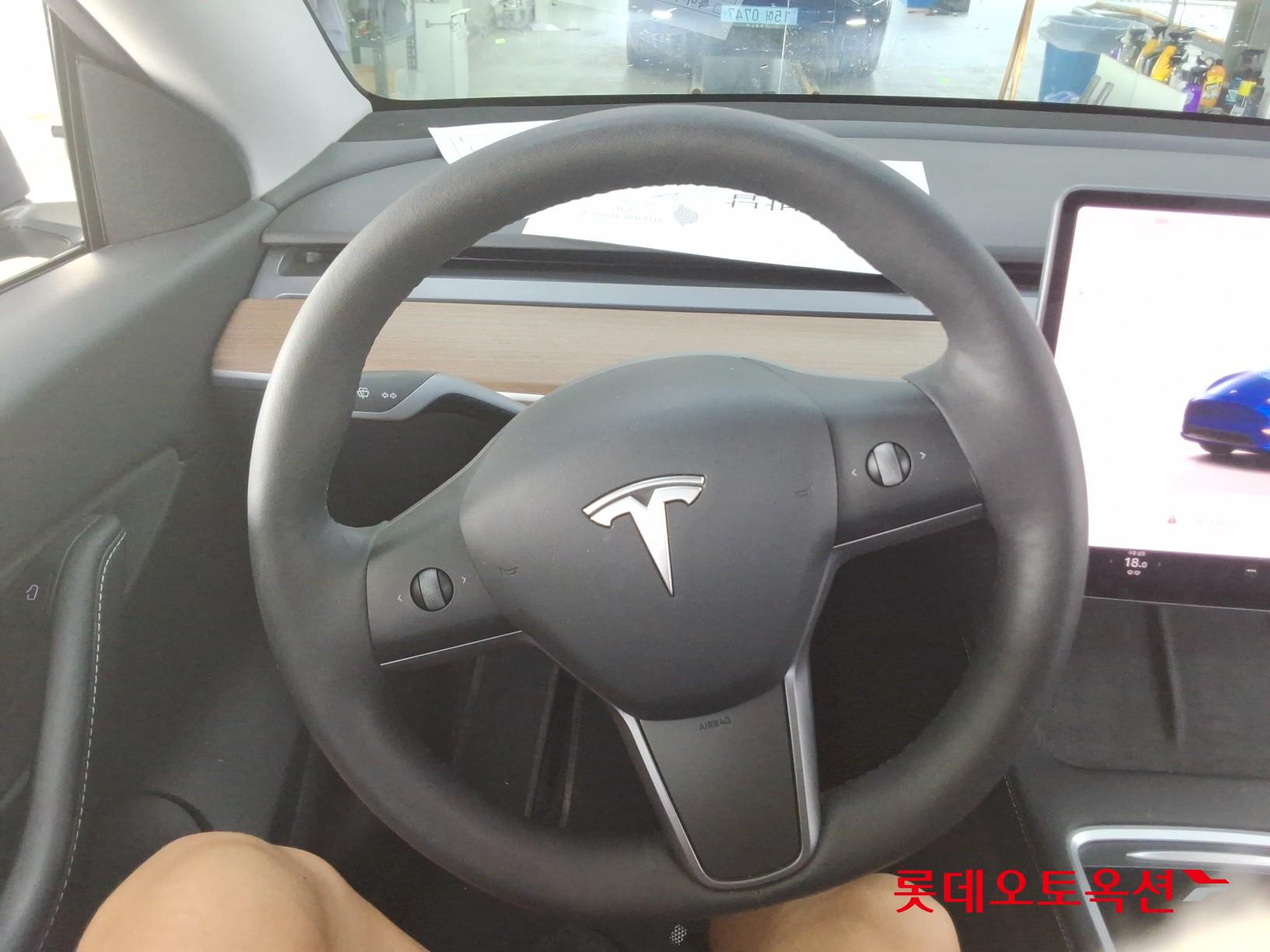 تسلا MODEL Y