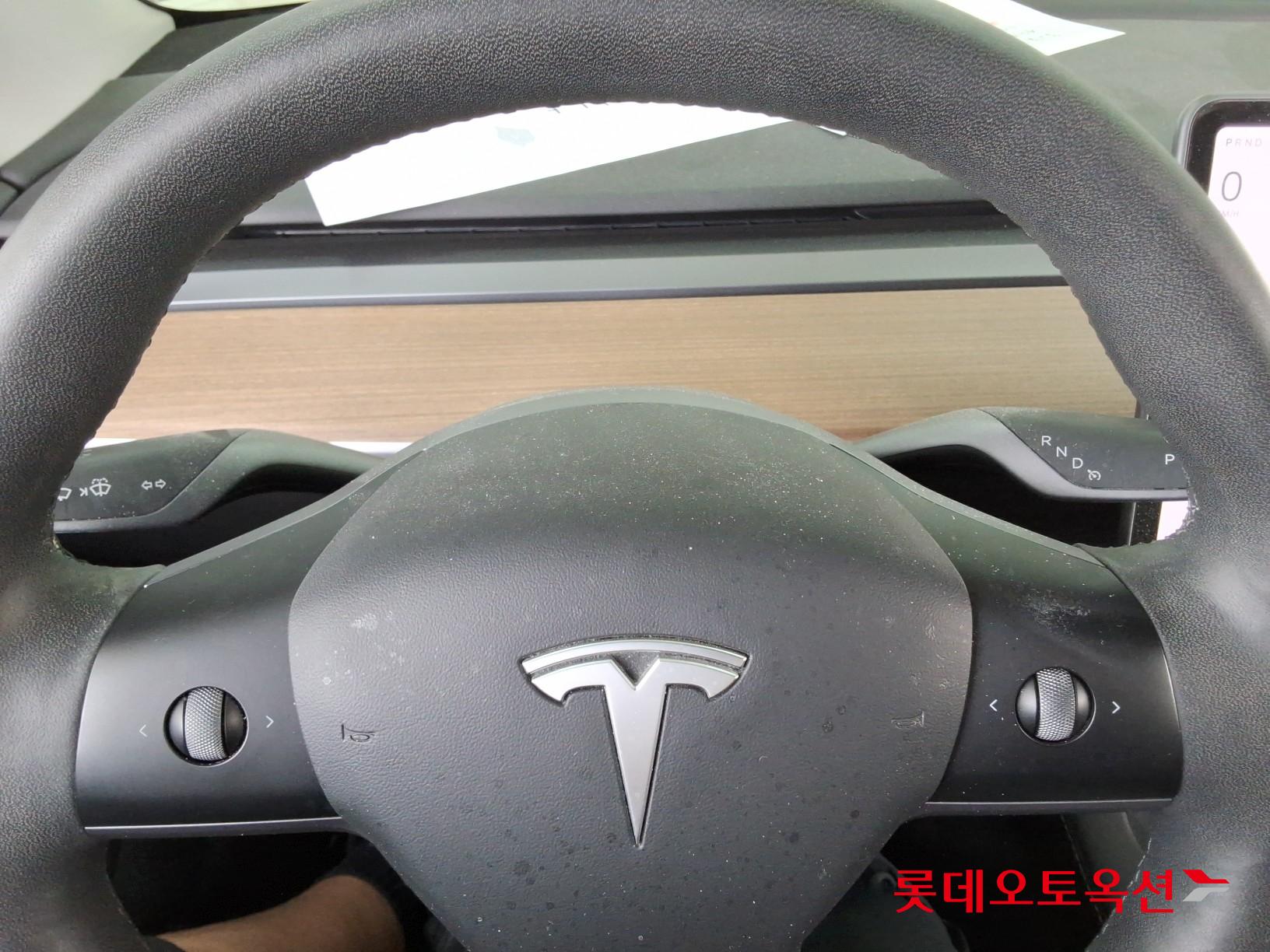 تسلا MODEL 3