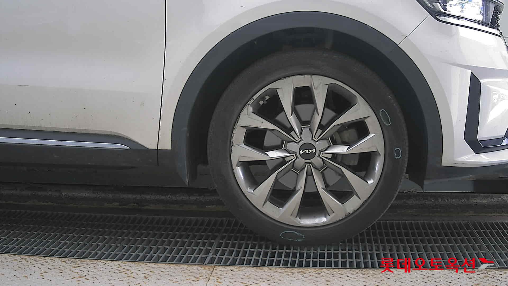 Kia Sorento id 3097976 из Кореи 23